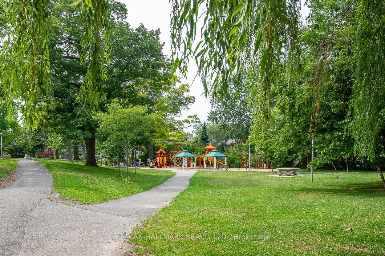 Photo 13 of Unit Upper, 2159 Gerrard Street E, Toronto, East End-Danforth — HOMEH