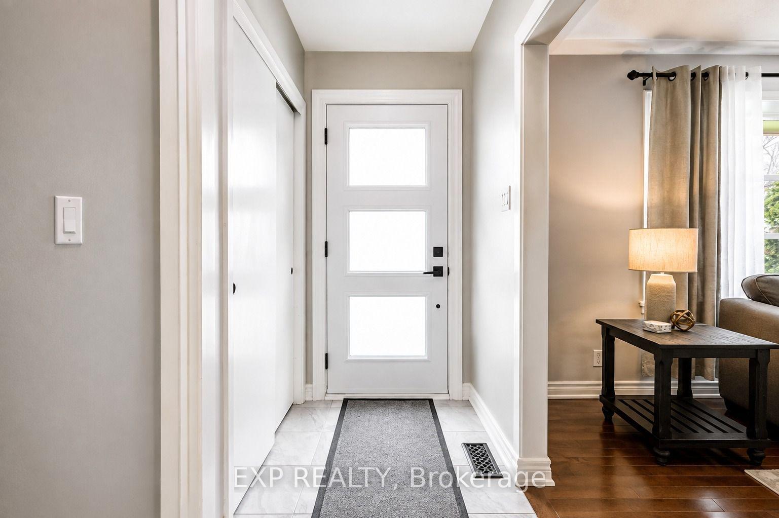 Photo 5 of 33 Fairlawn Road, Kitchener, Vanier - Kitchener — HOMEH