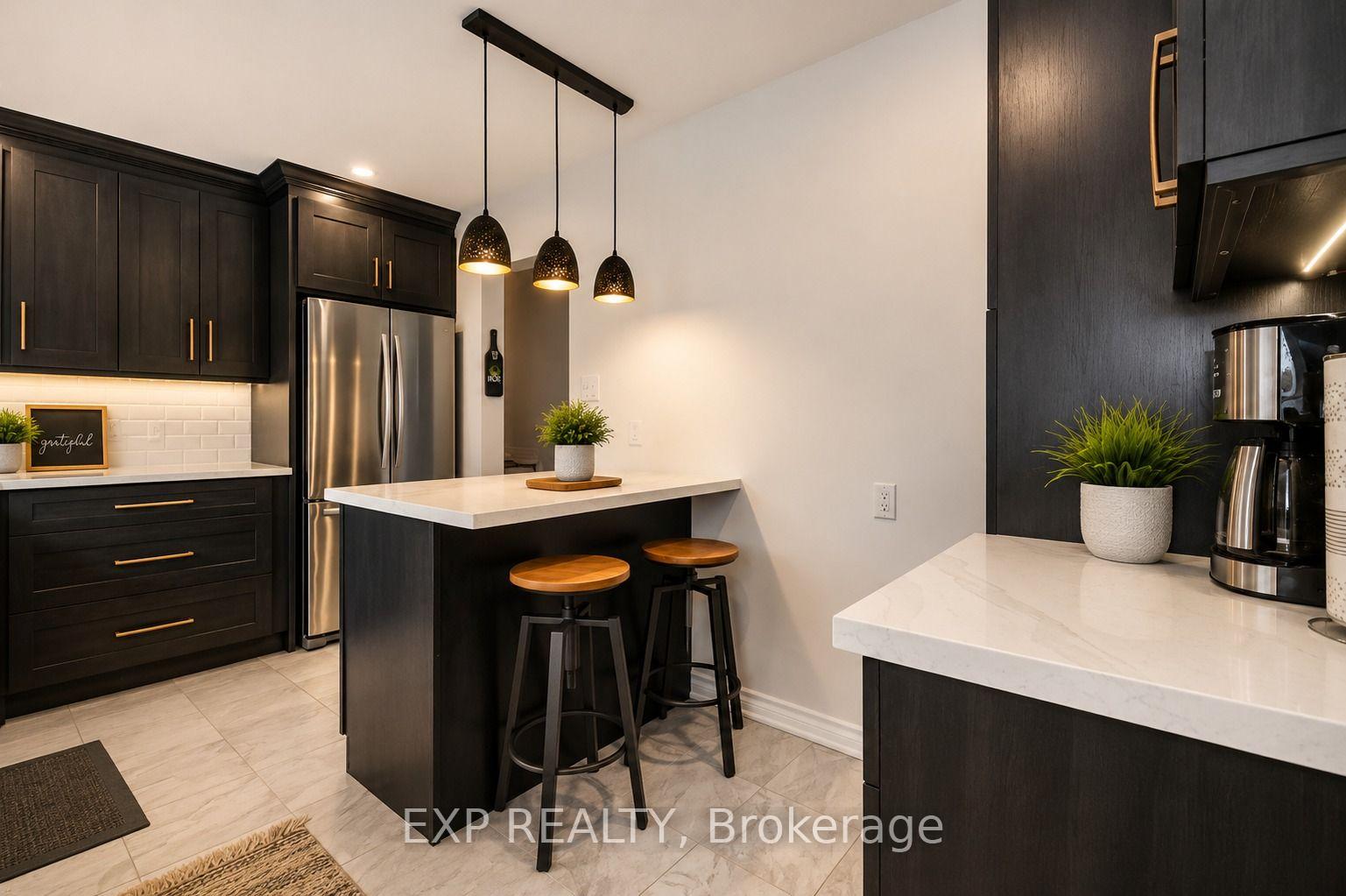 Photo 12 of 33 Fairlawn Road, Kitchener, Vanier - Kitchener — HOMEH