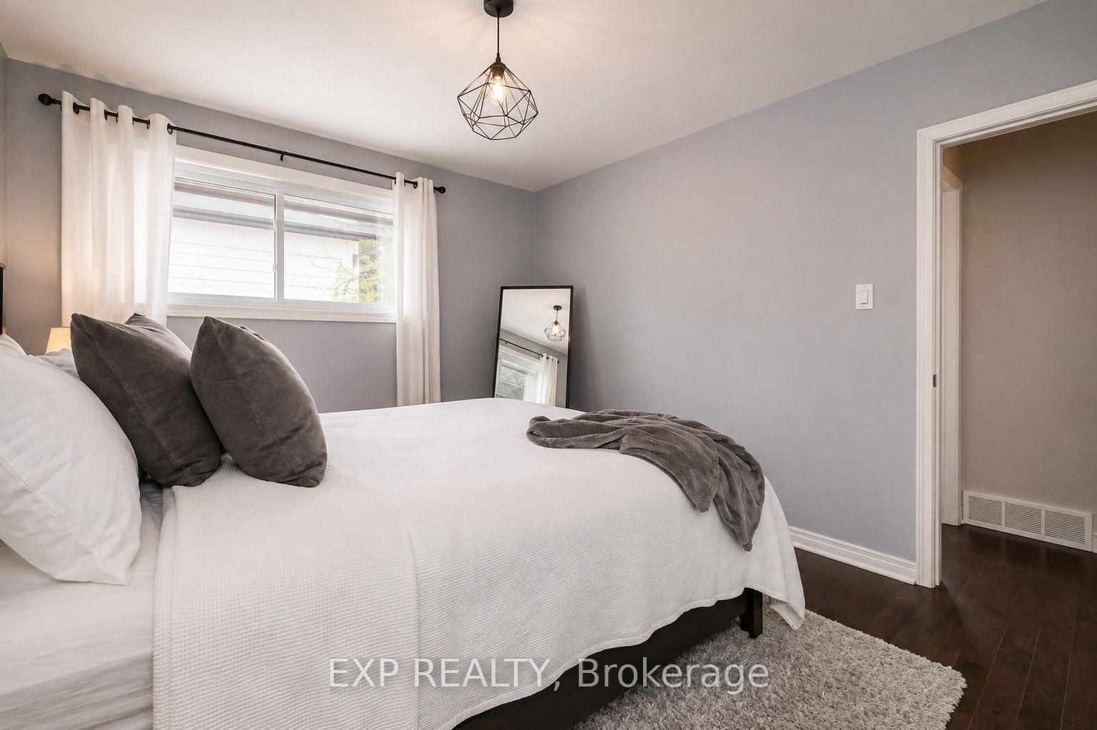 Photo 23 of 33 Fairlawn Road, Kitchener, Vanier - Kitchener — HOMEH