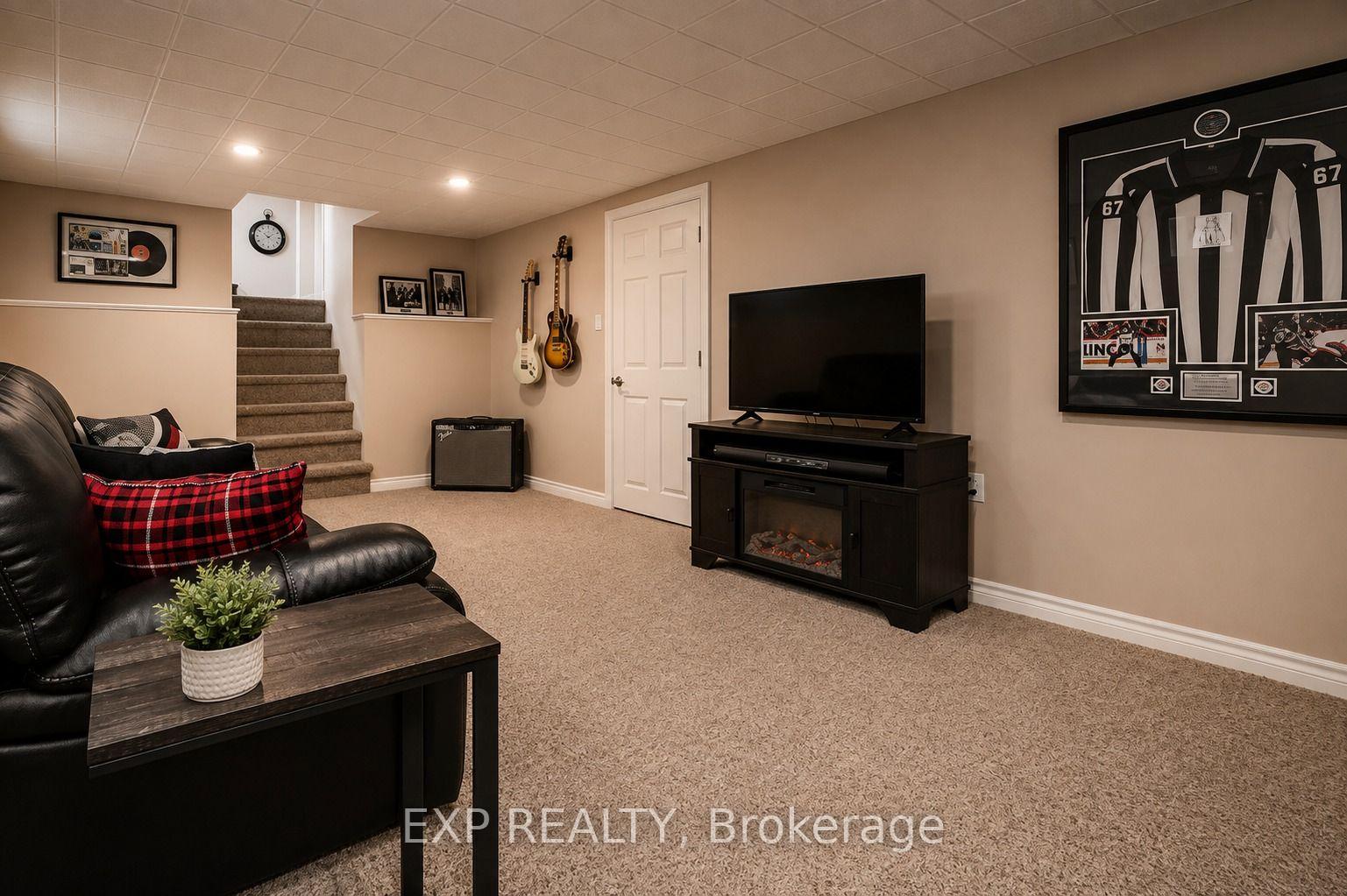 Photo 26 of 33 Fairlawn Road, Kitchener, Vanier - Kitchener — HOMEH