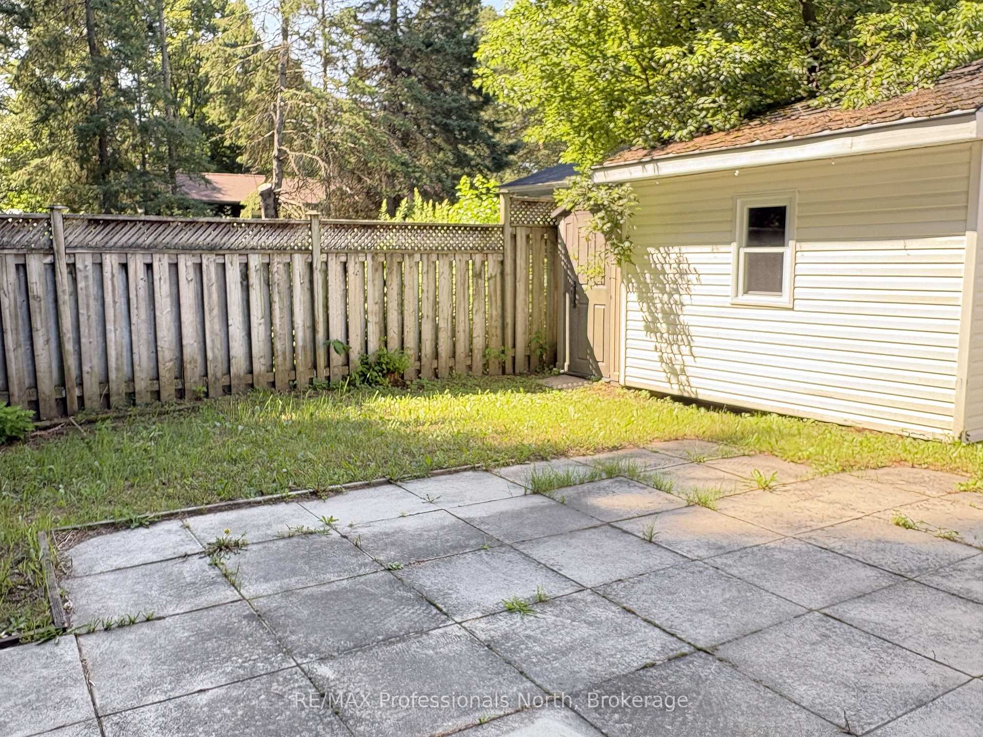 Photo 23 of 4 North Street N, Bracebridge, Monck (Bracebridge) — HOMEH