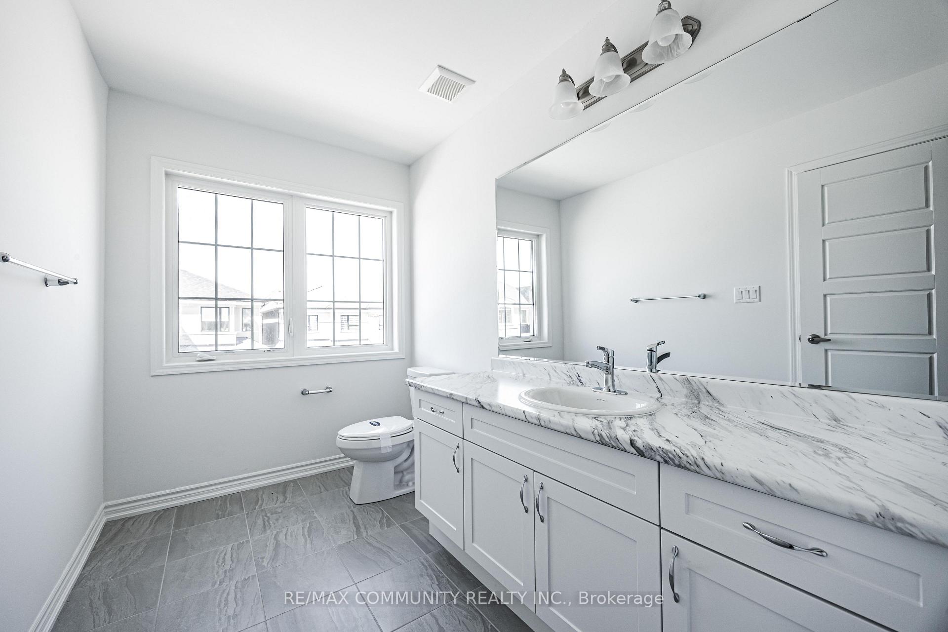 Photo 9 of 1483 Mockingbird Square, Pickering, Rural Pickering — HOMEH