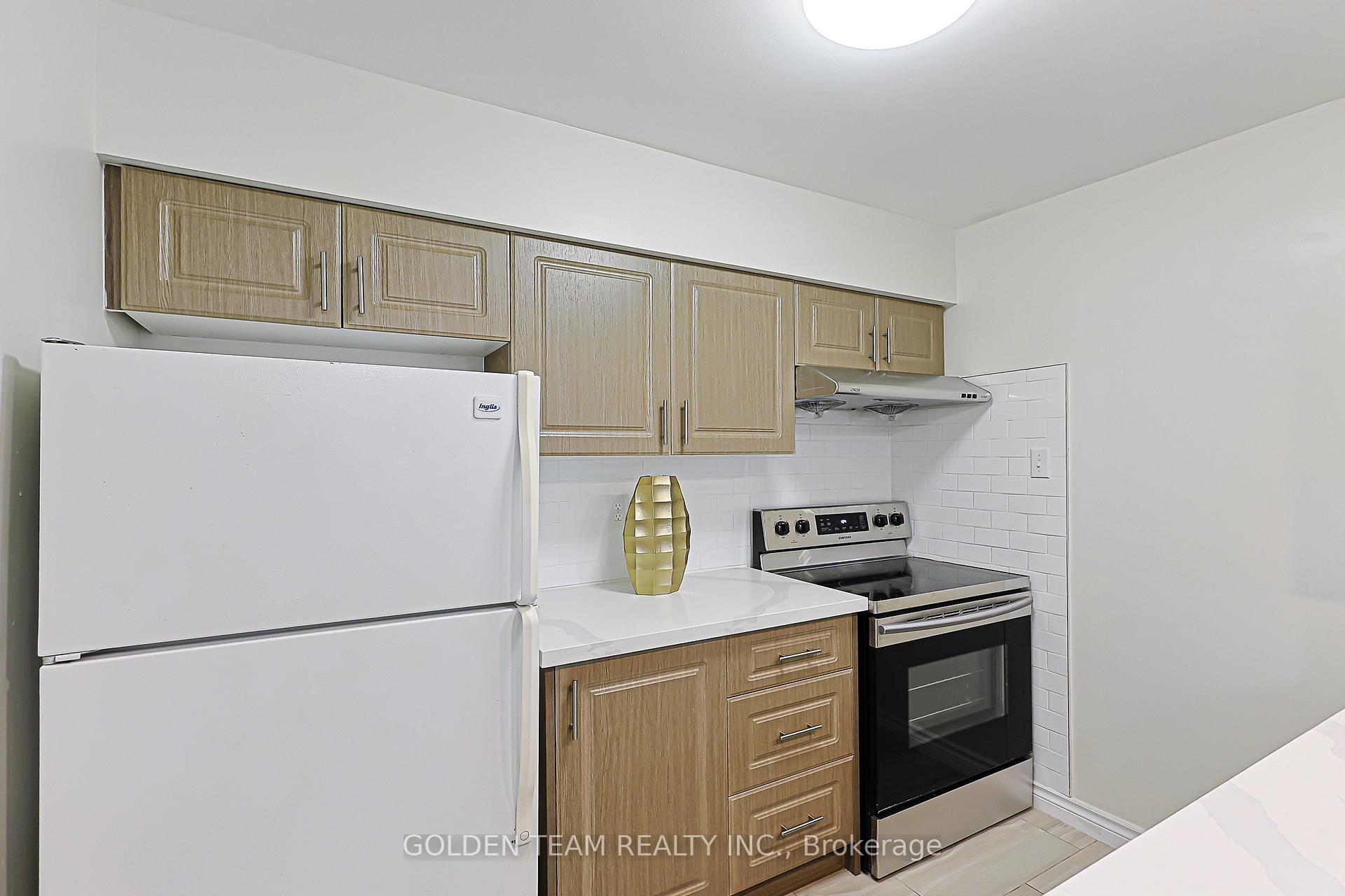 Photo 13 of Unit 621, 80 Saint Patrick Street, Toronto, Kensington-Chinatown — HOMEH