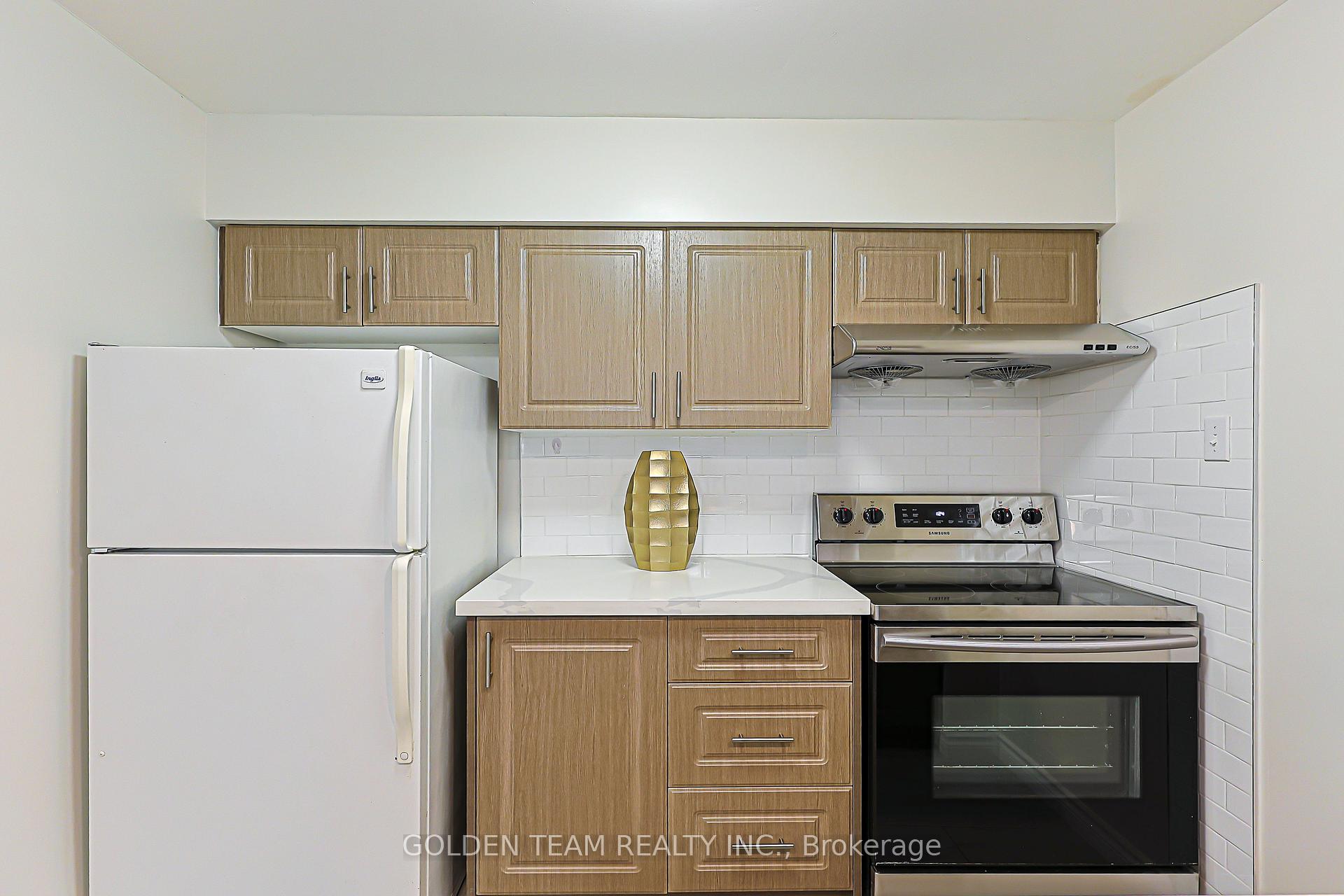 Photo 14 of Unit 621, 80 Saint Patrick Street, Toronto, Kensington-Chinatown — HOMEH