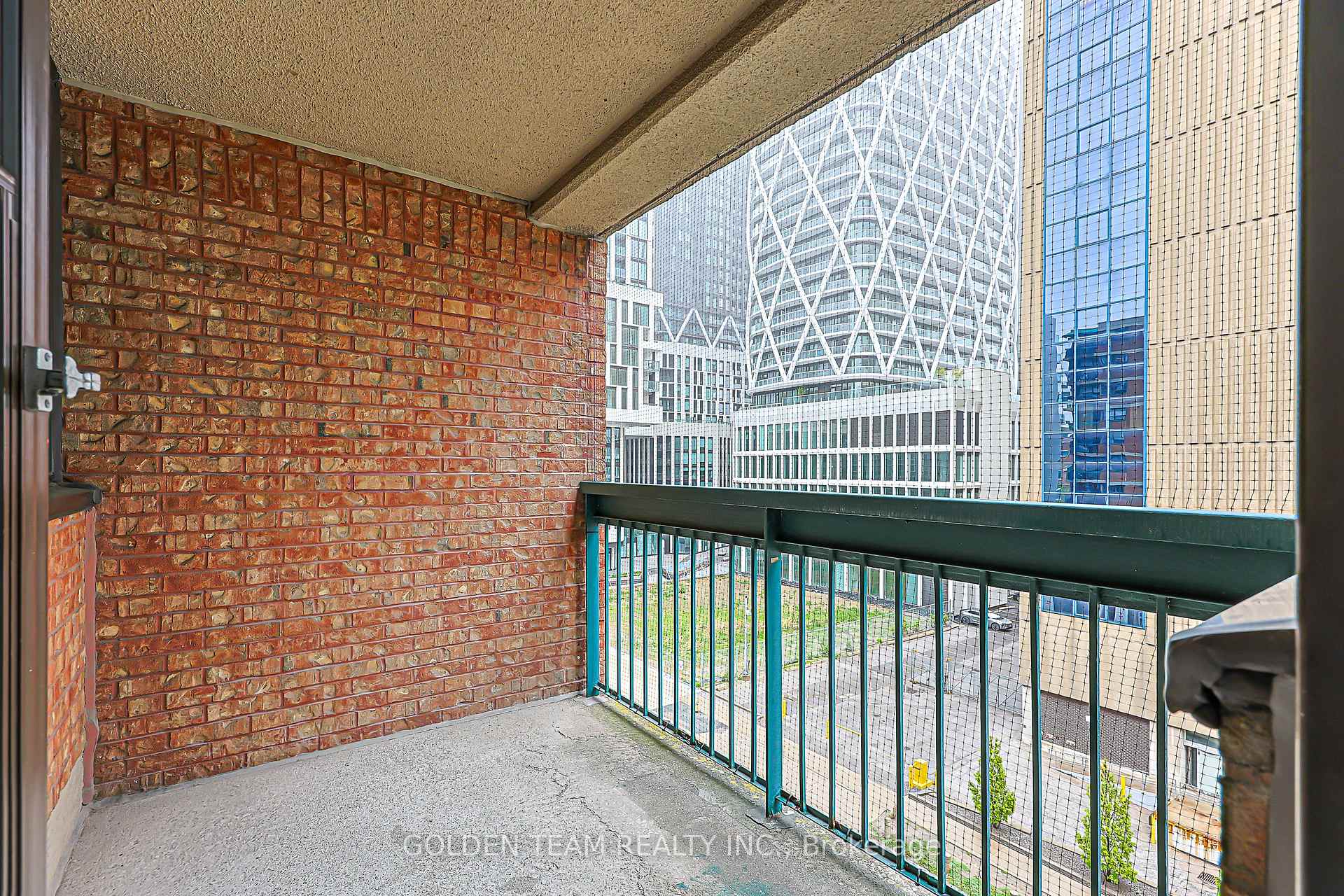 Photo 34 of Unit 621, 80 Saint Patrick Street, Toronto, Kensington-Chinatown — HOMEH