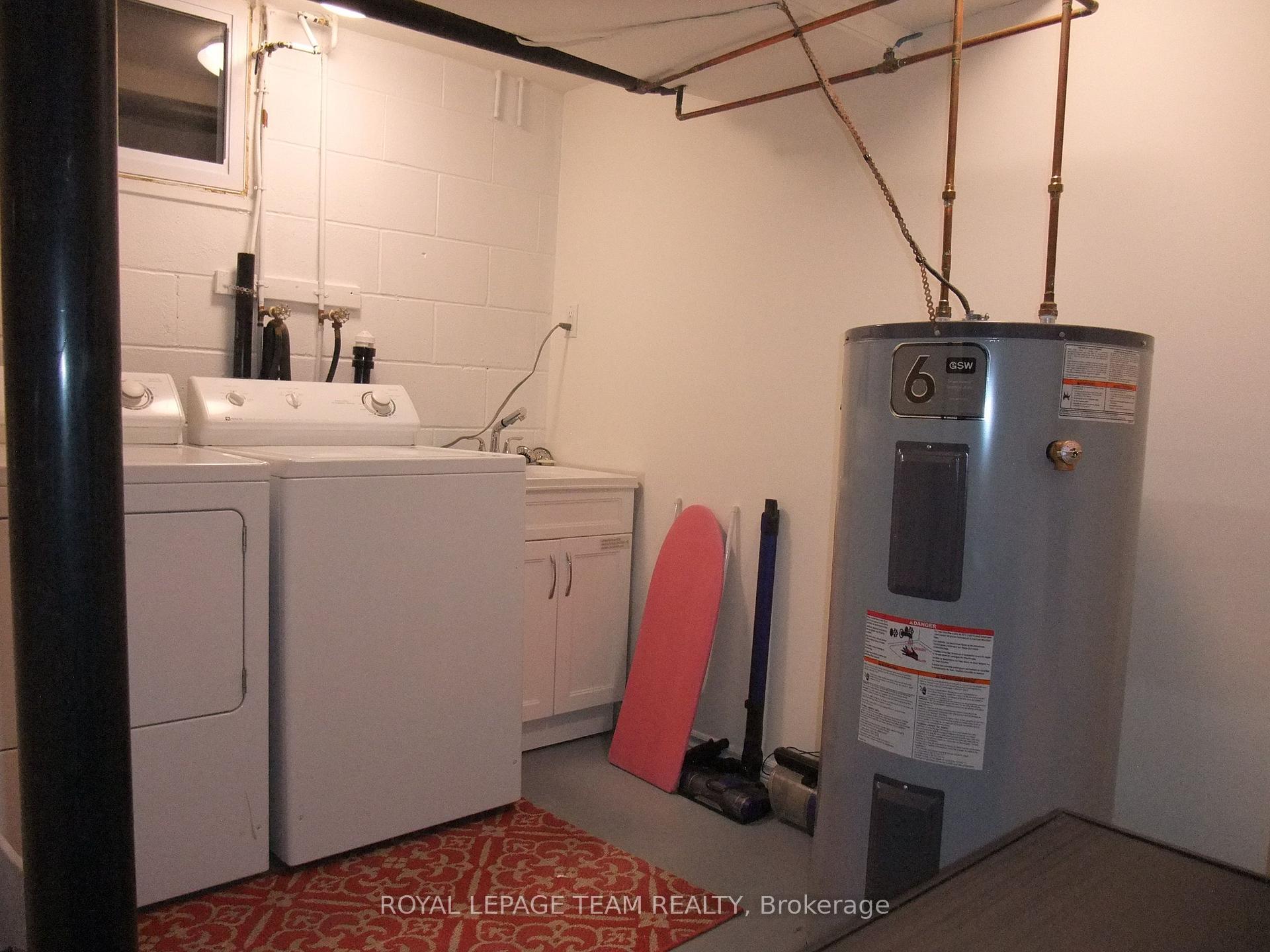 Photo 34 of 32 Gary Crescent, Arnprior, Arnprior — HOMEH