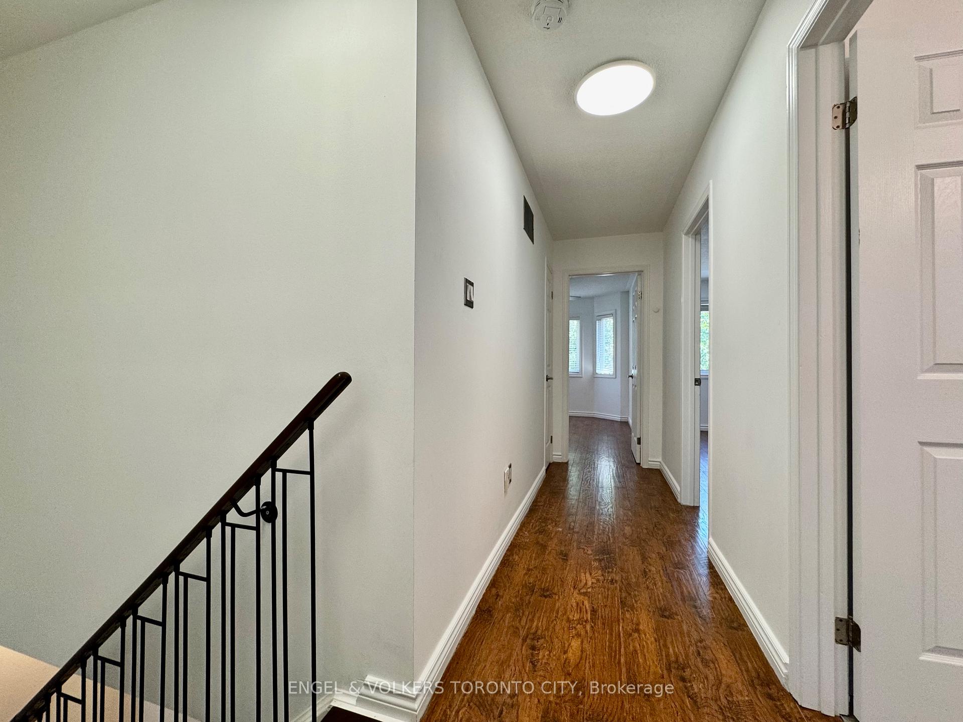 Photo 20 of 2052 Oak Bliss Crescent, Oakville, West Oak Trails — HOMEH