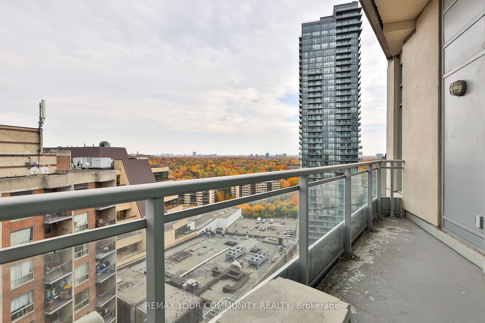 Photo 20 of Unit Ph 201, 8 Scollard Street, Toronto, The Annex — HOMEH