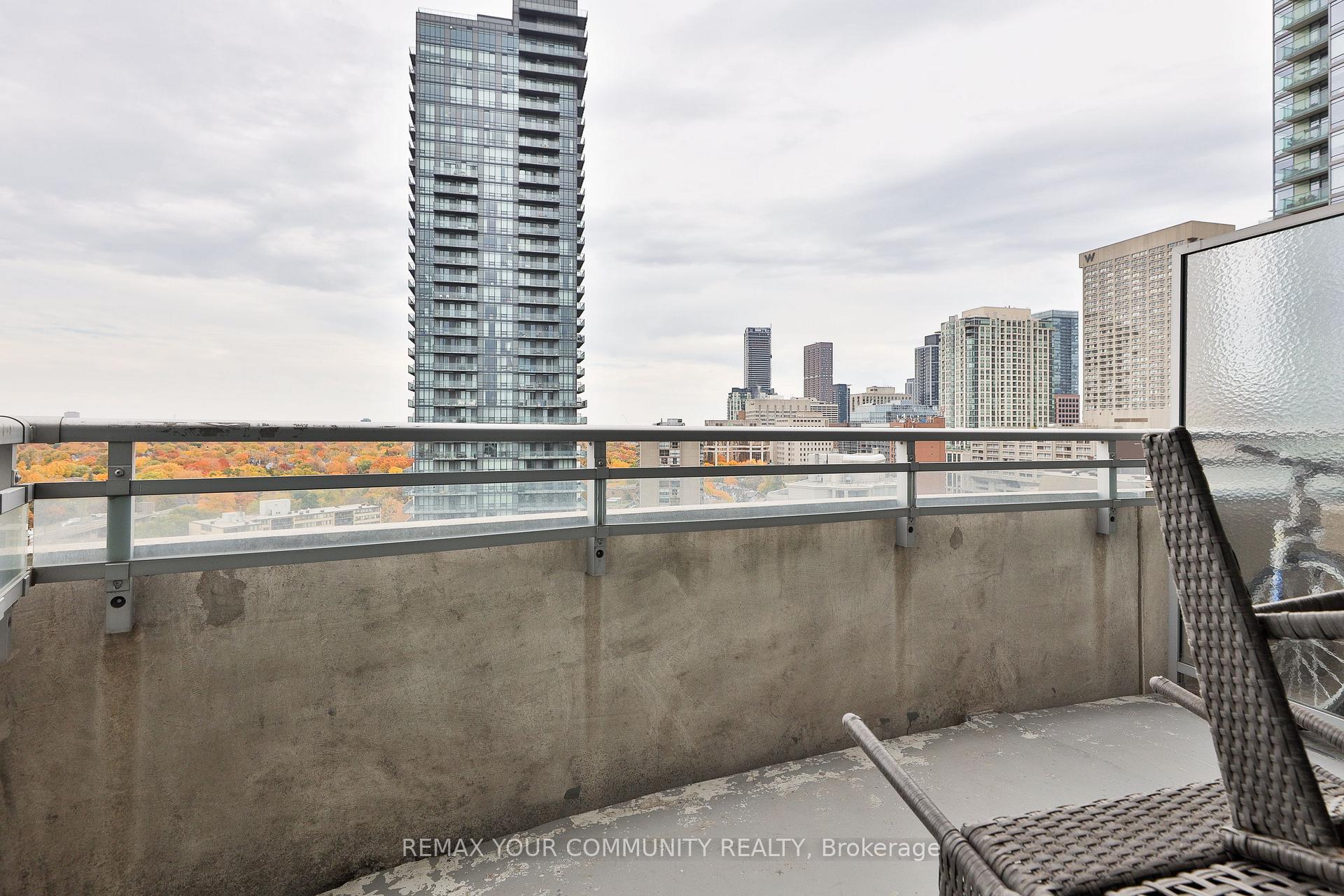 Photo 30 of Unit Ph 201, 8 Scollard Street, Toronto, The Annex — HOMEH