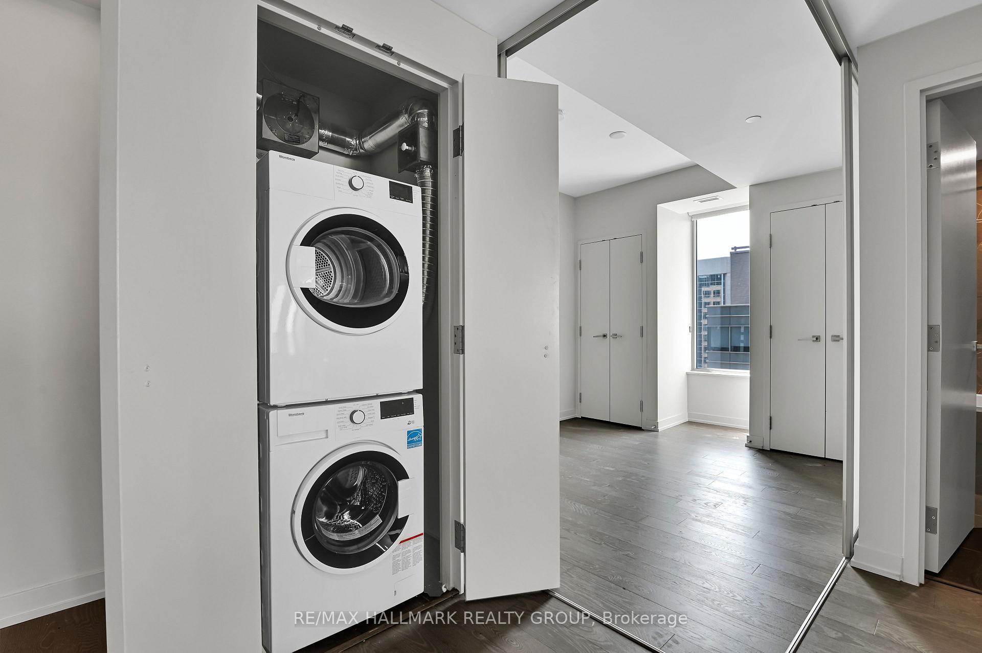 Photo 8 of Unit 1504, 101 Queen Street, Ottawa, Ottawa Centre — HOMEH