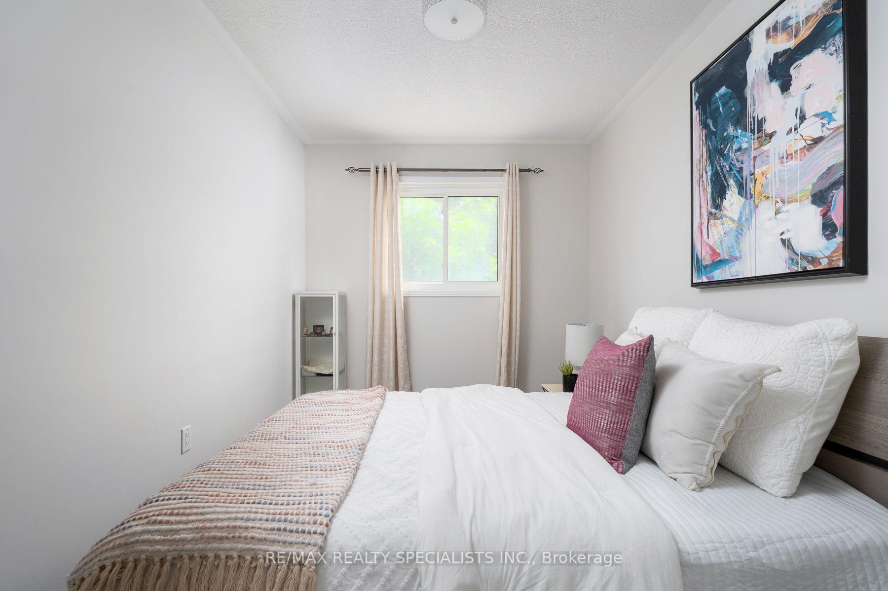 Photo 25 of 6803 Bansbridge Crescent, Mississauga, Lisgar — HOMEH
