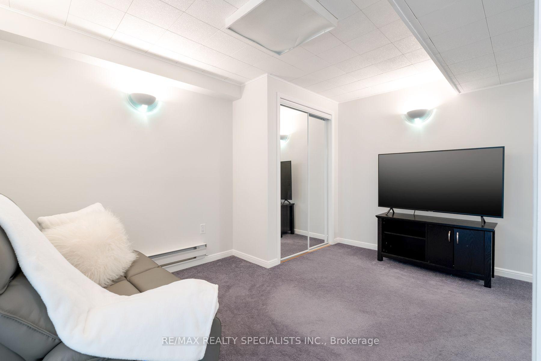 Photo 36 of 6803 Bansbridge Crescent, Mississauga, Lisgar — HOMEH