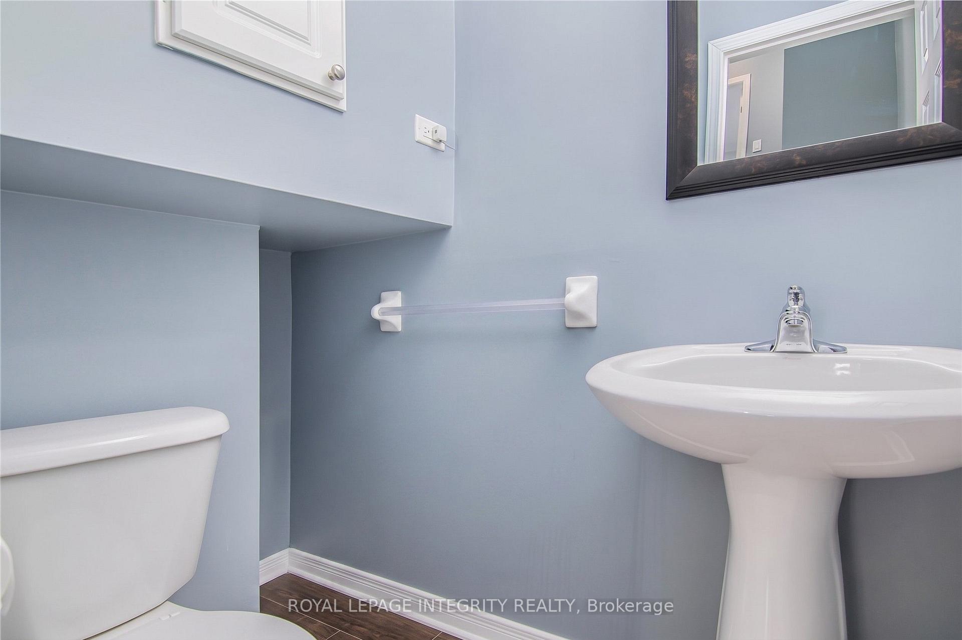 Photo 10 of 118 Monterey Drive, Ottawa, Leslie Park — HOMEH