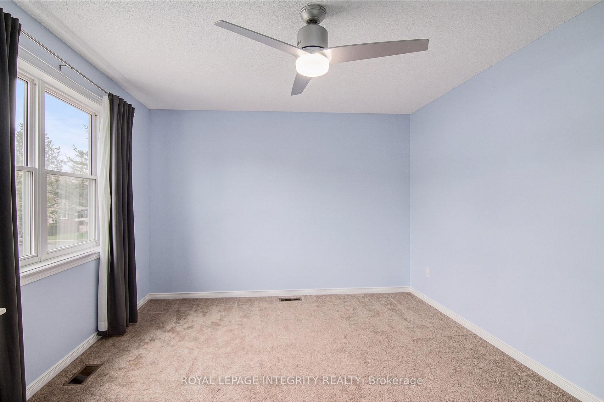 Photo 15 of 118 Monterey Drive, Ottawa, Leslie Park — HOMEH