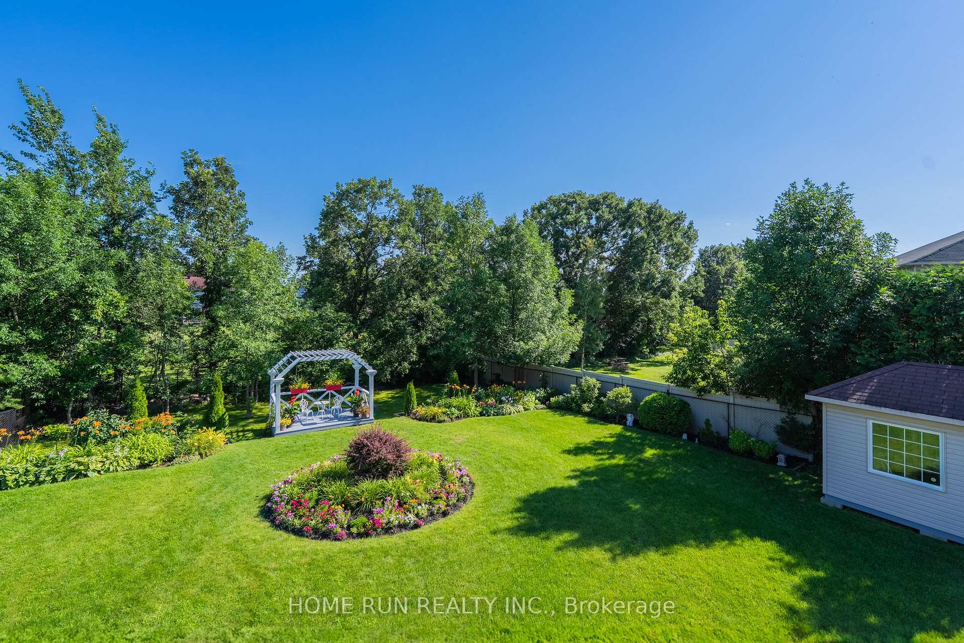 Photo 48 of 233 Marjan Crescent, Ottawa, Barrhaven - Hearts Desire — HOMEH