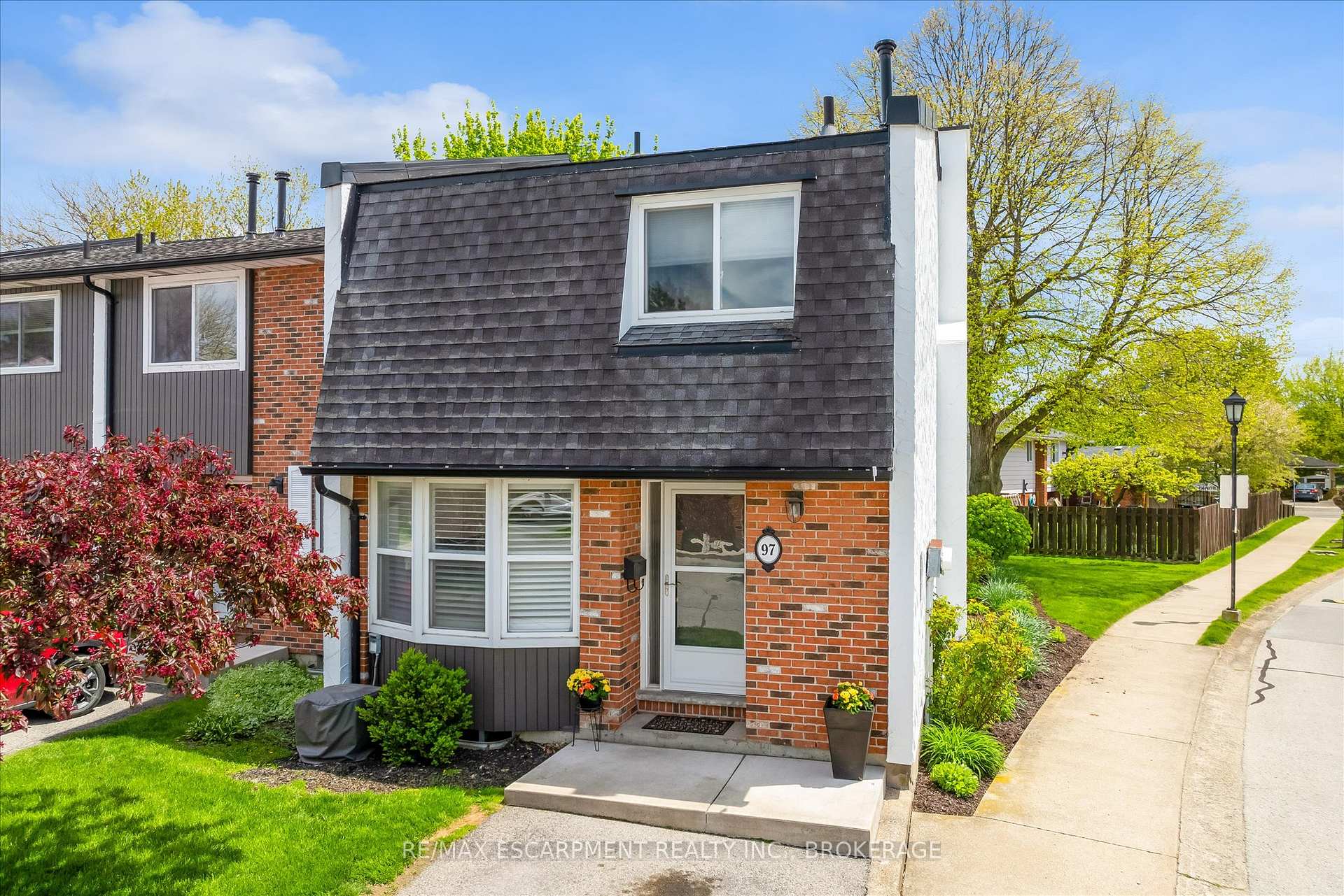 Photo 3 of Unit 97, 77 Linwell Road, St. Catharines, Lakeport — HOMEH