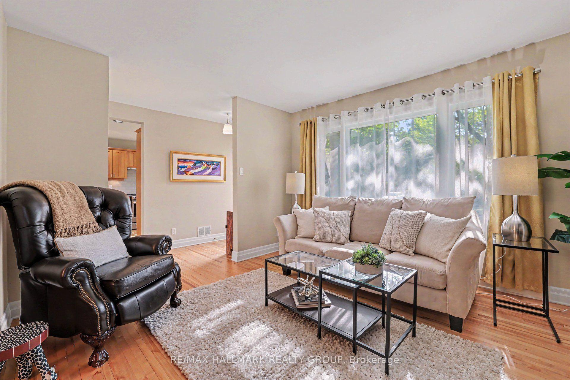 Photo 6 of 22 Dunvegan Road, Ottawa, Manor Park — HOMEH