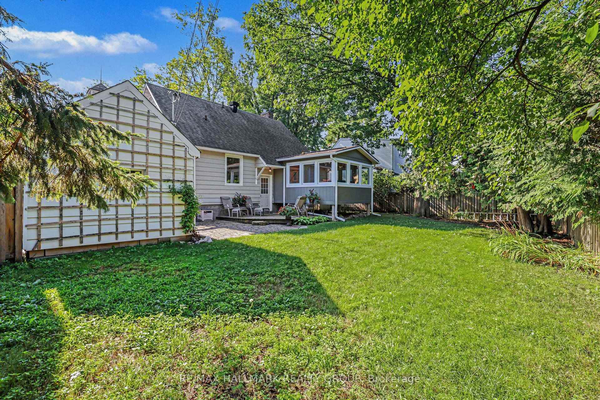 Photo 30 of 22 Dunvegan Road, Ottawa, Manor Park — HOMEH