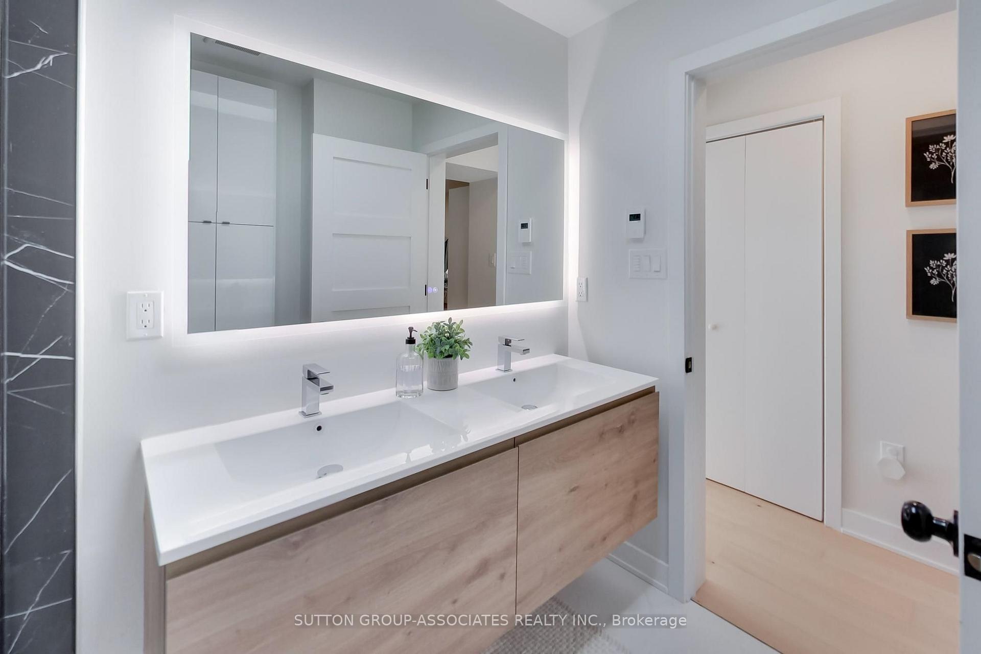 Photo 25 of 10 Winnett Avenue, Toronto, Humewood-Cedarvale — HOMEH