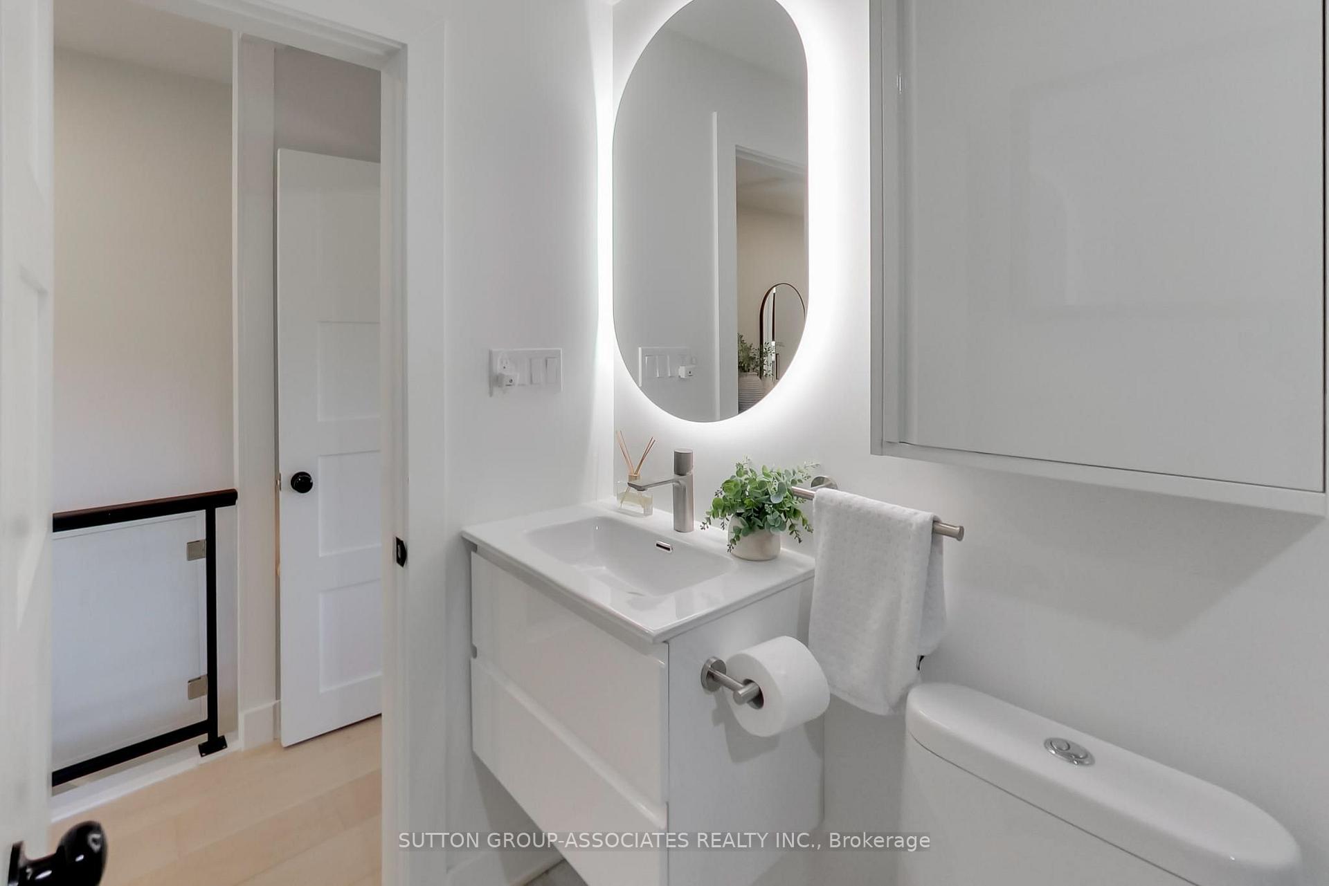 Photo 29 of 10 Winnett Avenue, Toronto, Humewood-Cedarvale — HOMEH