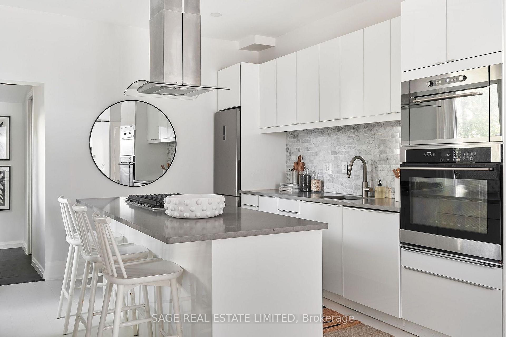 Photo 9 of 115 Gore Vale Avenue, Toronto, Trinity-Bellwoods — HOMEH