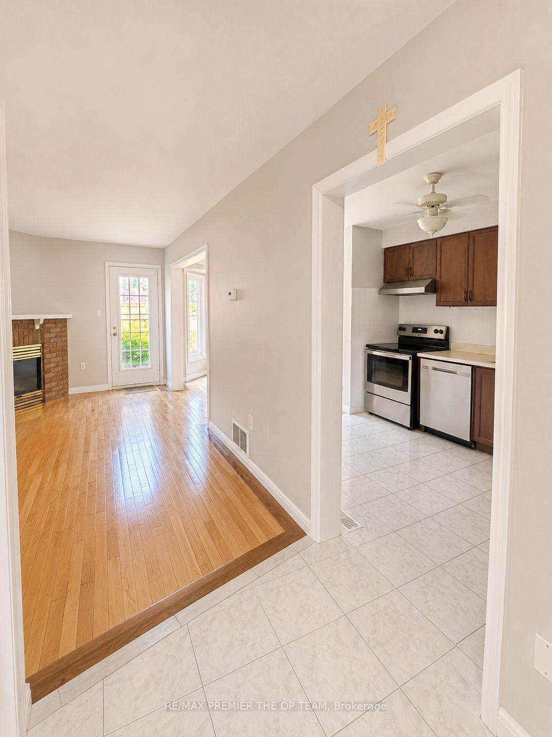 Photo 4 of Unit 3, 255 Mount Albion Road, Hamilton, Red Hill — HOMEH