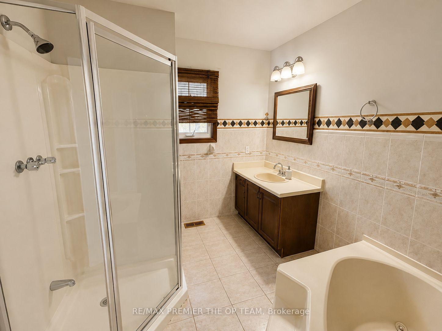 Photo 15 of Unit 3, 255 Mount Albion Road, Hamilton, Red Hill — HOMEH