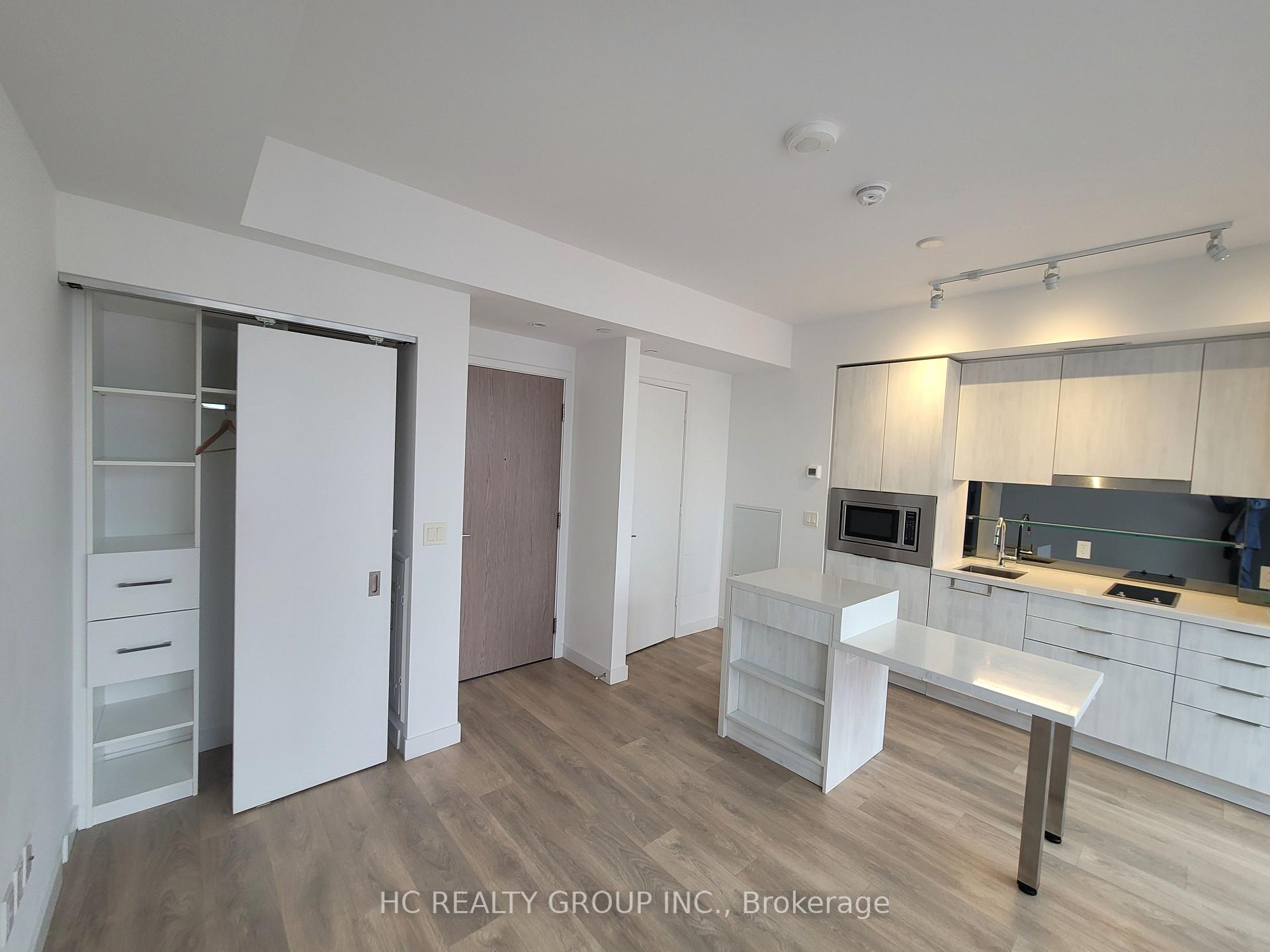 Photo 4 of Unit 1712, 215 Queen Street W, Toronto, Waterfront Communities — HOMEH