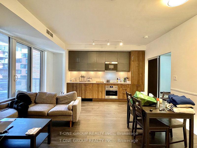 Photo 8 of Unit 612, 292 Verdale Cross, Markham, Unionville — HOMEH