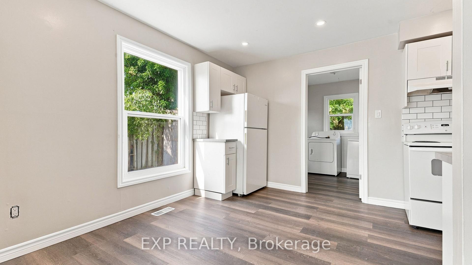 Photo 12 of 225 Grantham Avenue, St. Catharines, Facer — HOMEH