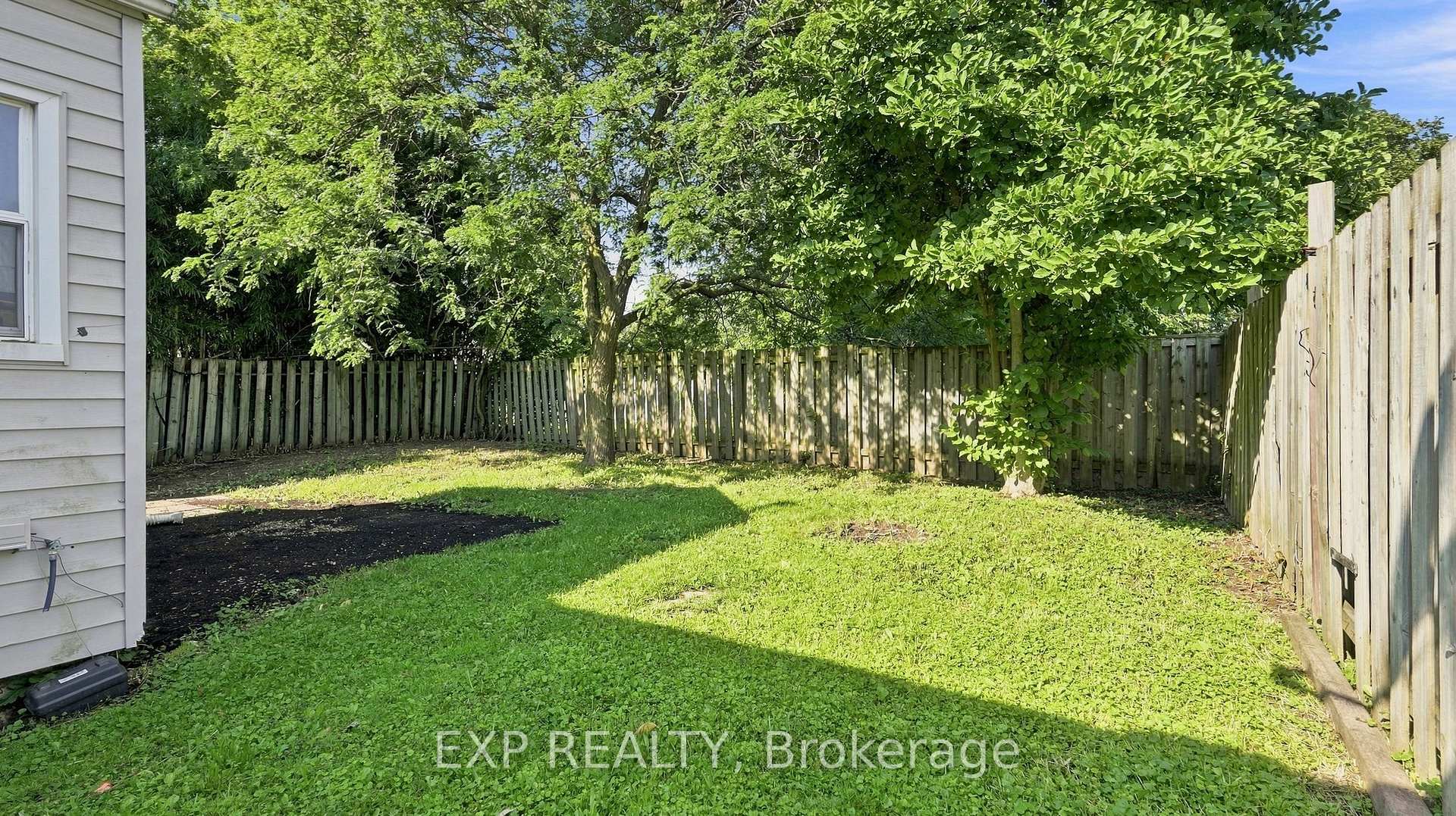Photo 36 of 225 Grantham Avenue, St. Catharines, Facer — HOMEH