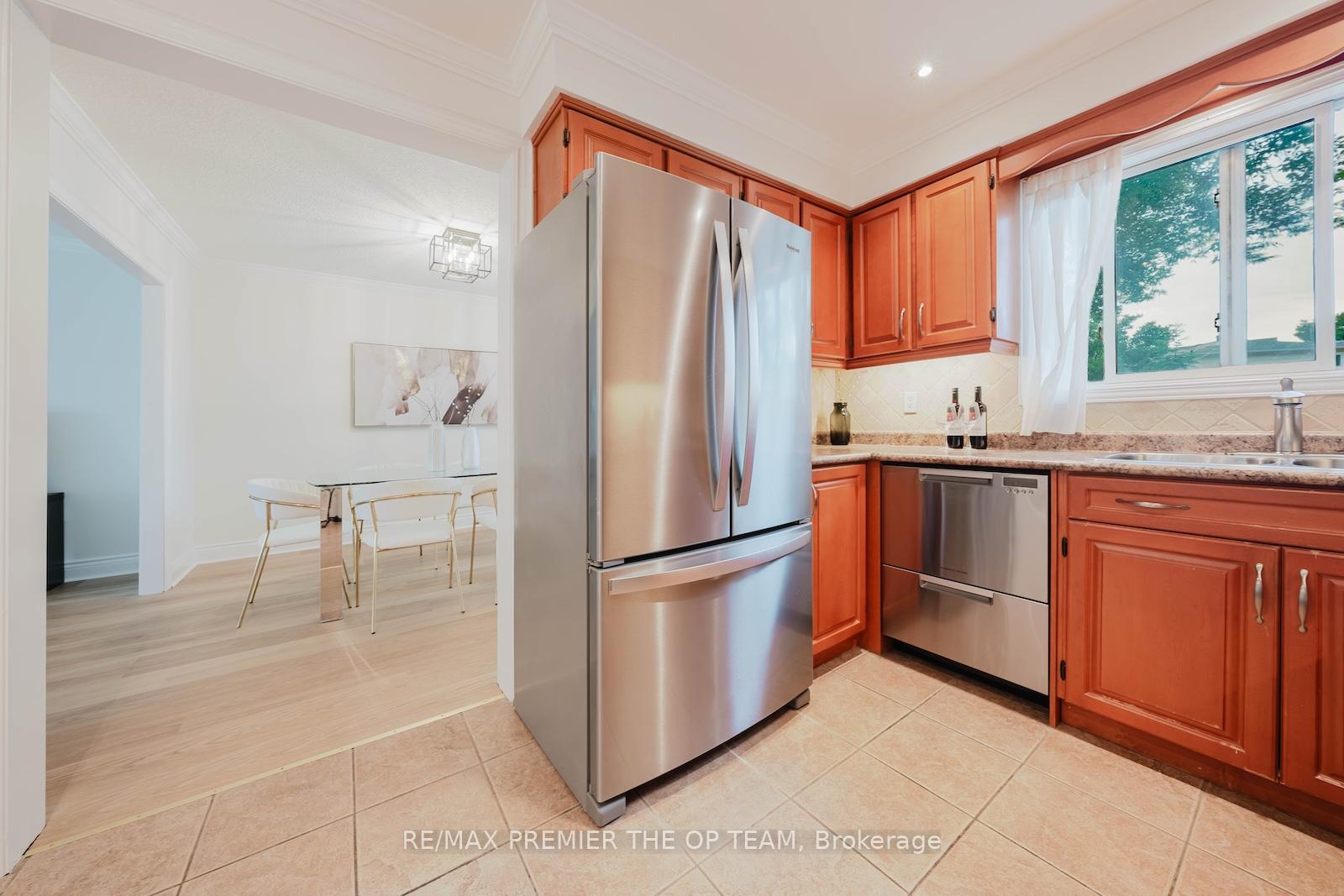 Photo 10 of 101 Skegby Road, Brampton, Brampton North — HOMEH