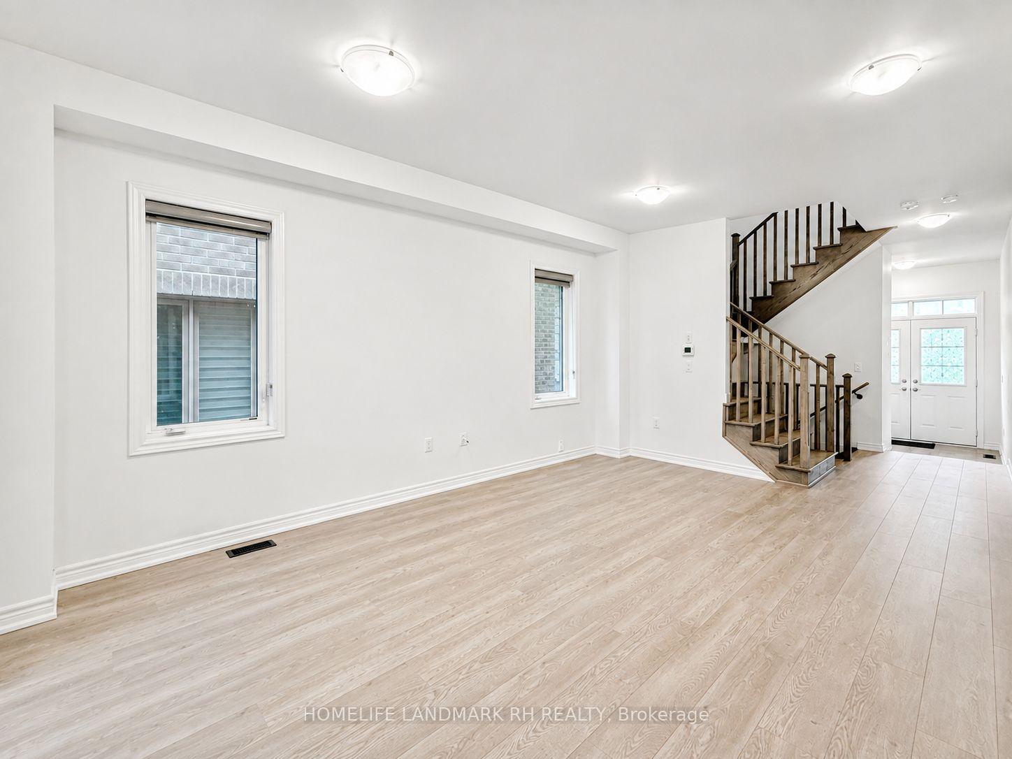 Photo 4 of 9 Crofting Crescent, Markham, Wismer — HOMEH
