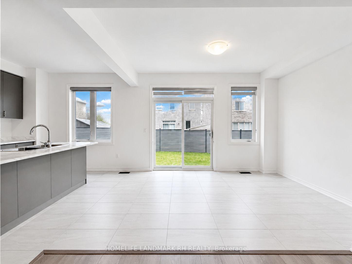 Photo 10 of 9 Crofting Crescent, Markham, Wismer — HOMEH