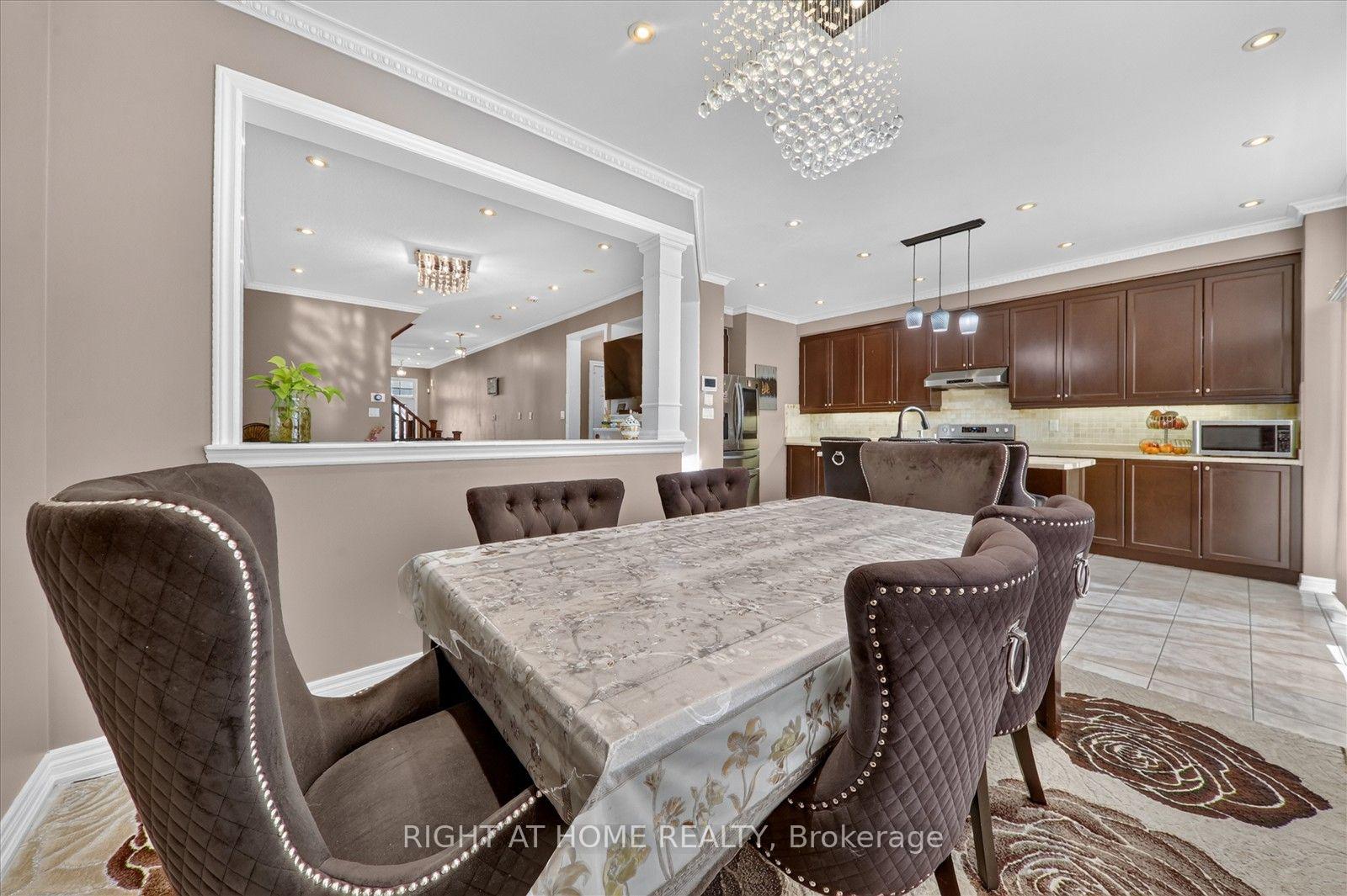 Photo 17 of 54 Boundbrook Drive, Brampton, Northwest Sandalwood Parkway — HOMEH
