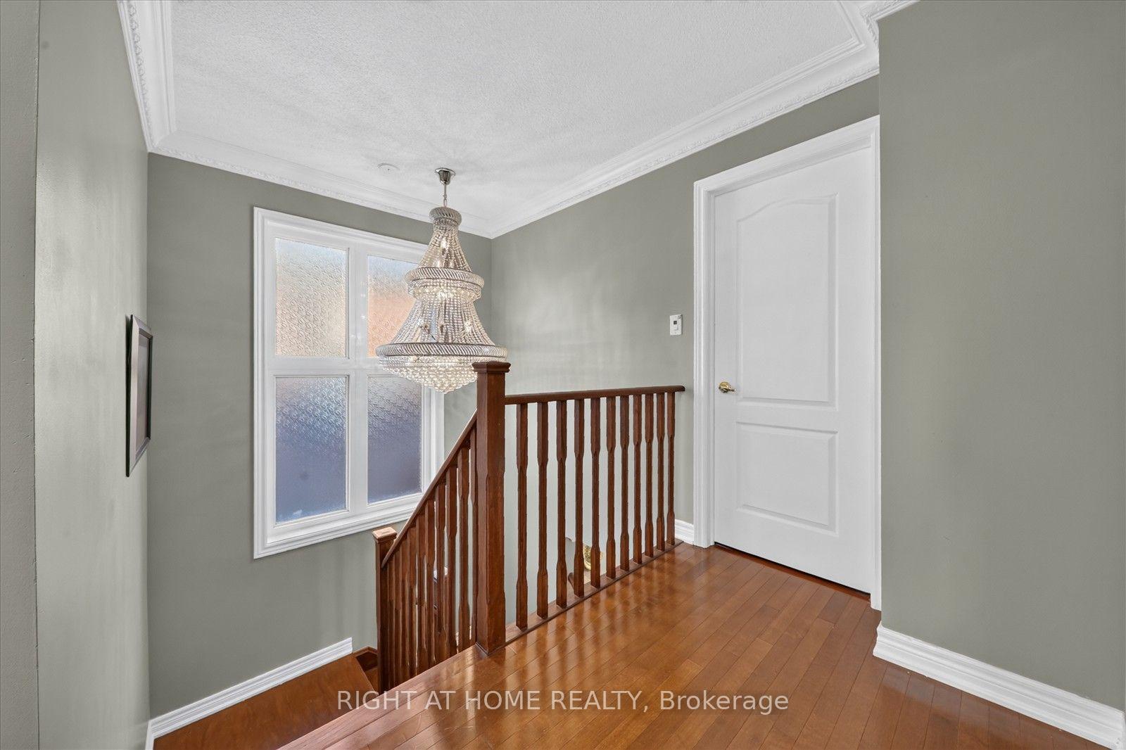 Photo 24 of 54 Boundbrook Drive, Brampton, Northwest Sandalwood Parkway — HOMEH