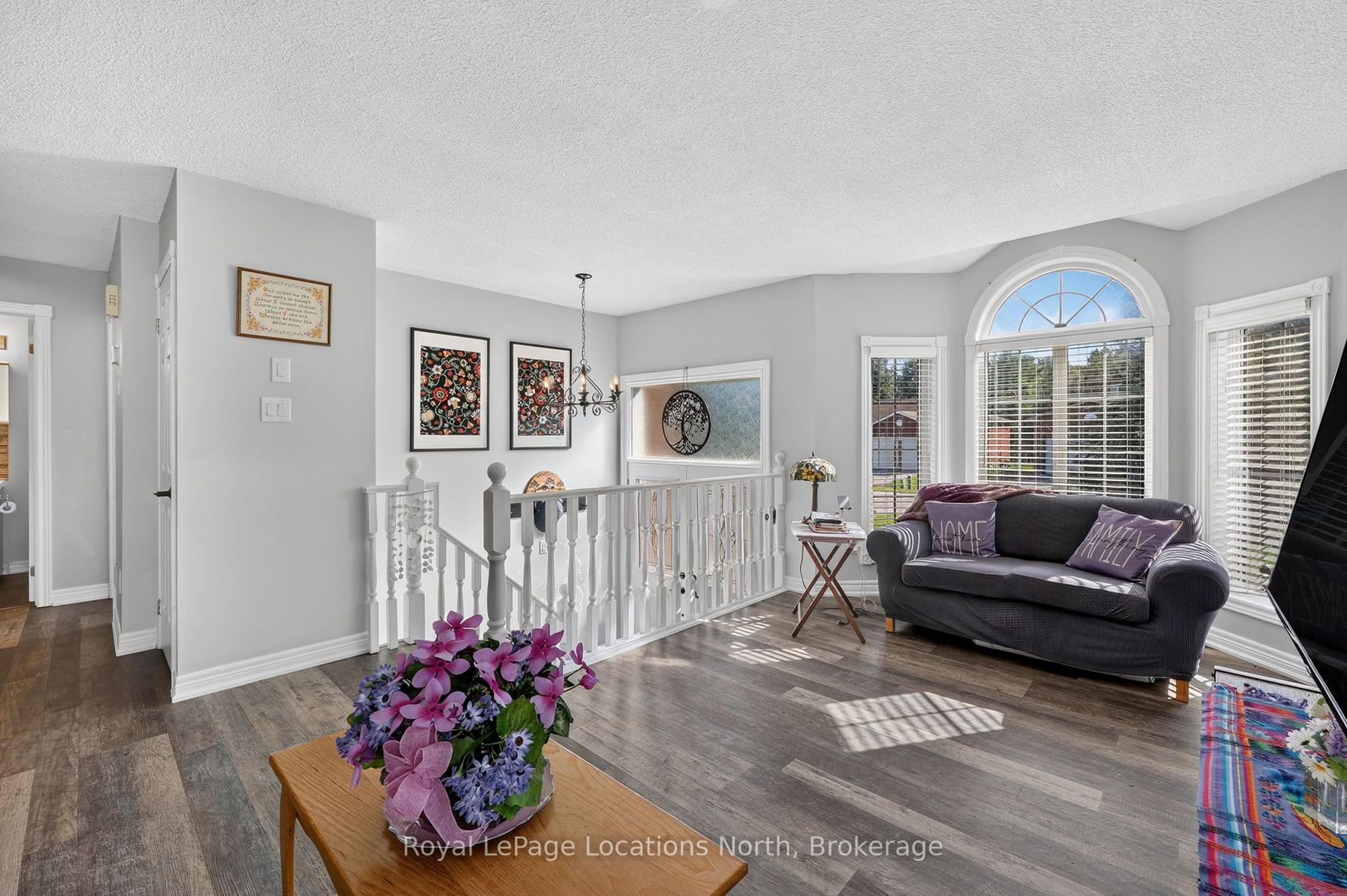 Photo 9 of 66 Royal Beech Drive, Wasaga Beach — HOMEH