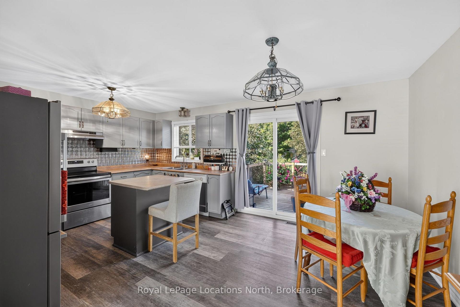 Photo 15 of 66 Royal Beech Drive, Wasaga Beach — HOMEH