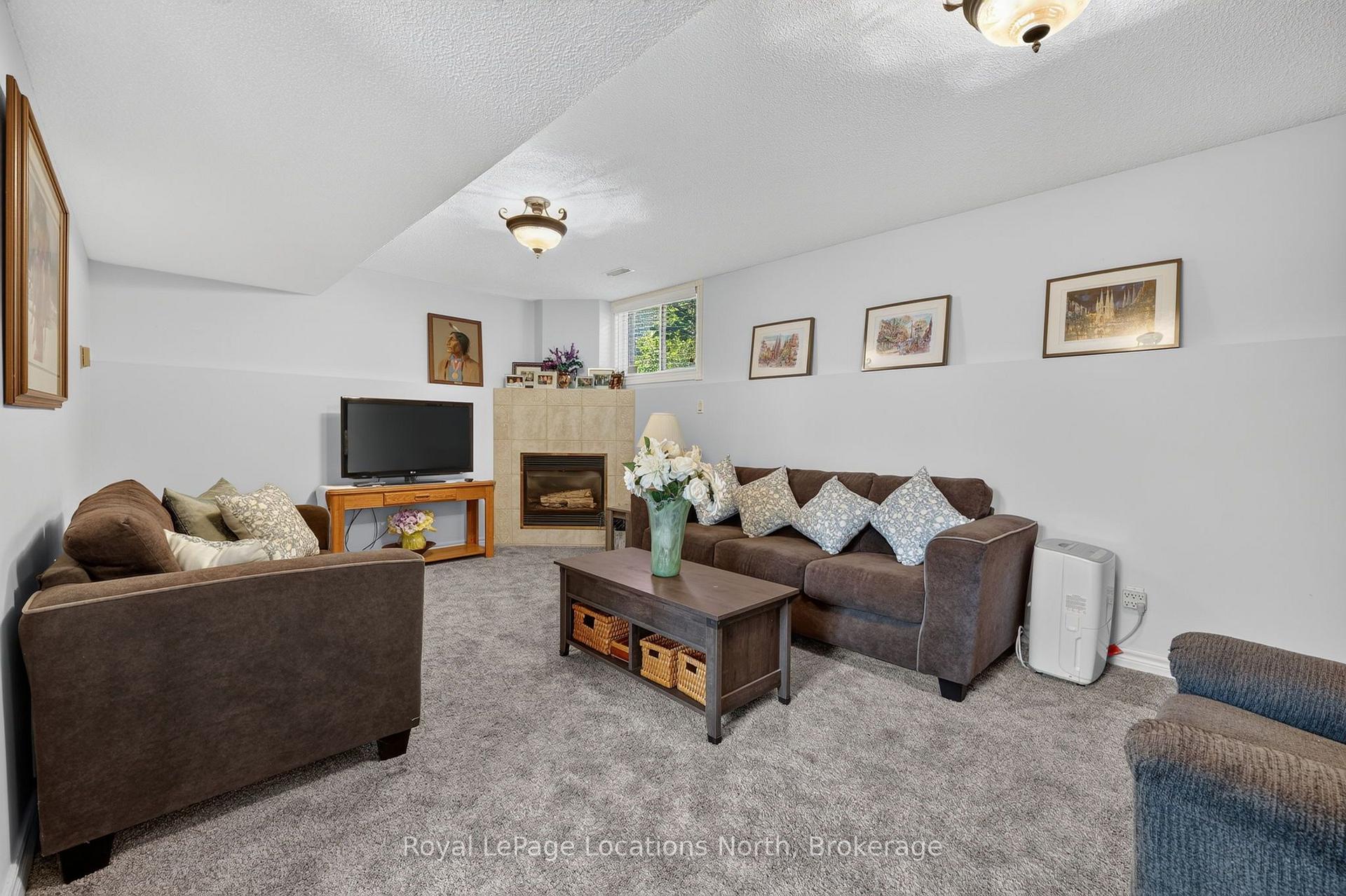 Photo 30 of 66 Royal Beech Drive, Wasaga Beach — HOMEH