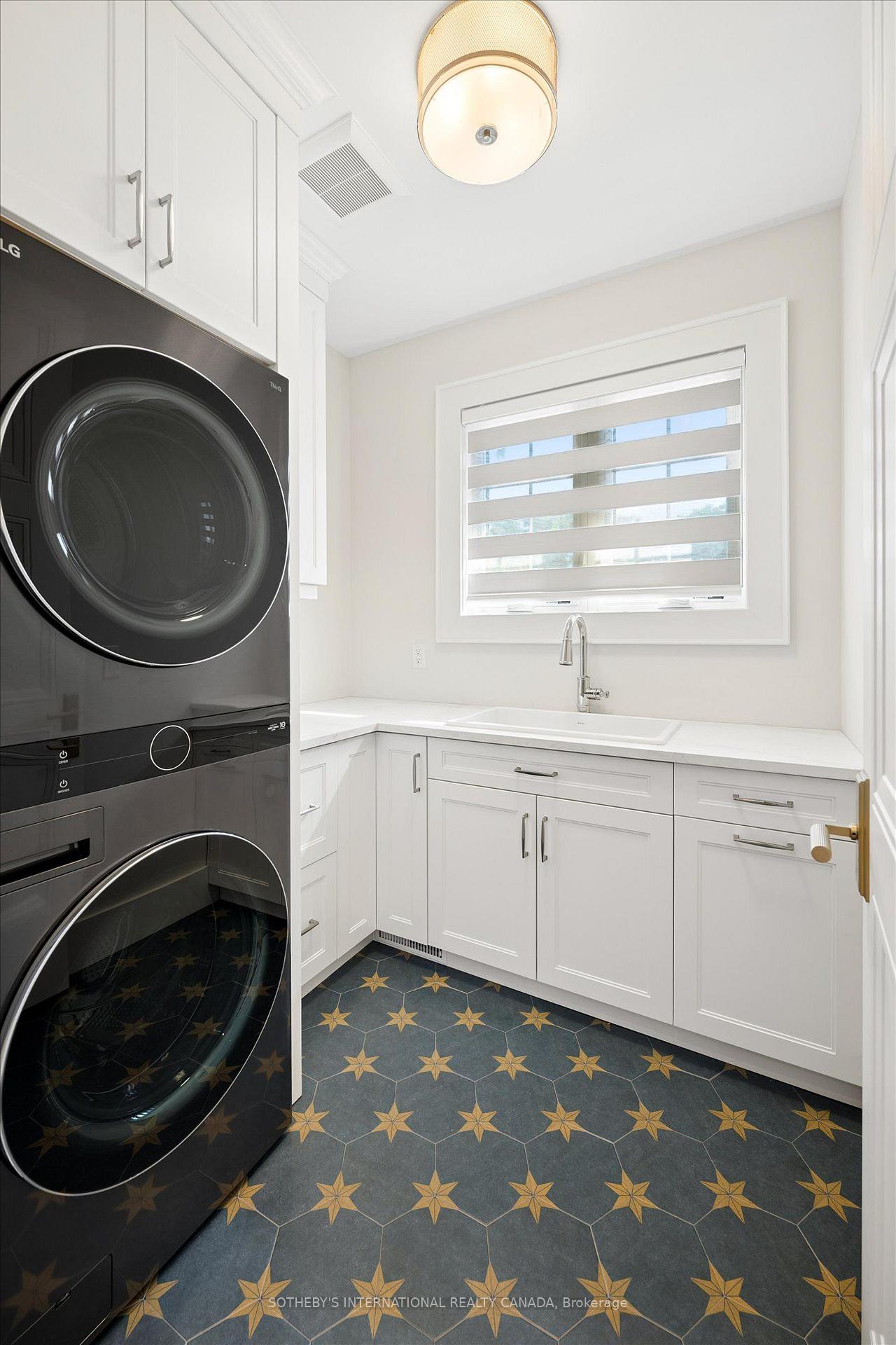 Photo 51 of 17 Avondale Avenue S, Waterloo, Uptown West — HOMEH