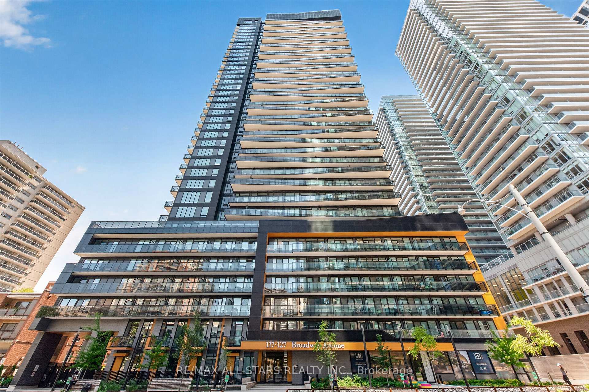 Photo 1 of 127 Broadway Avenue, Toronto, Mount Pleasant West — HOMEH