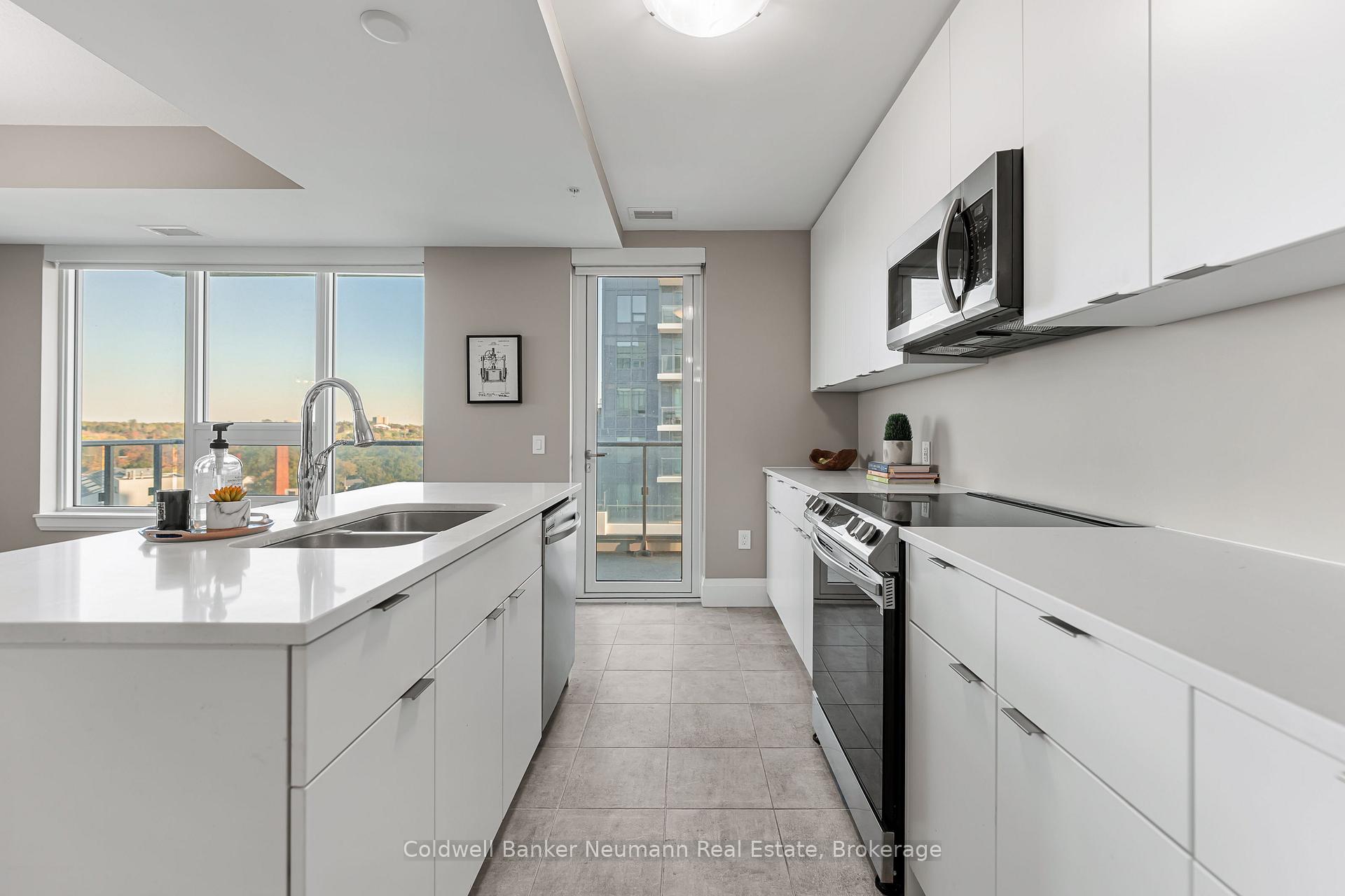 Photo 15 of Unit 802, 73 Arthur Street, Guelph, St. Patrick's Ward — HOMEH