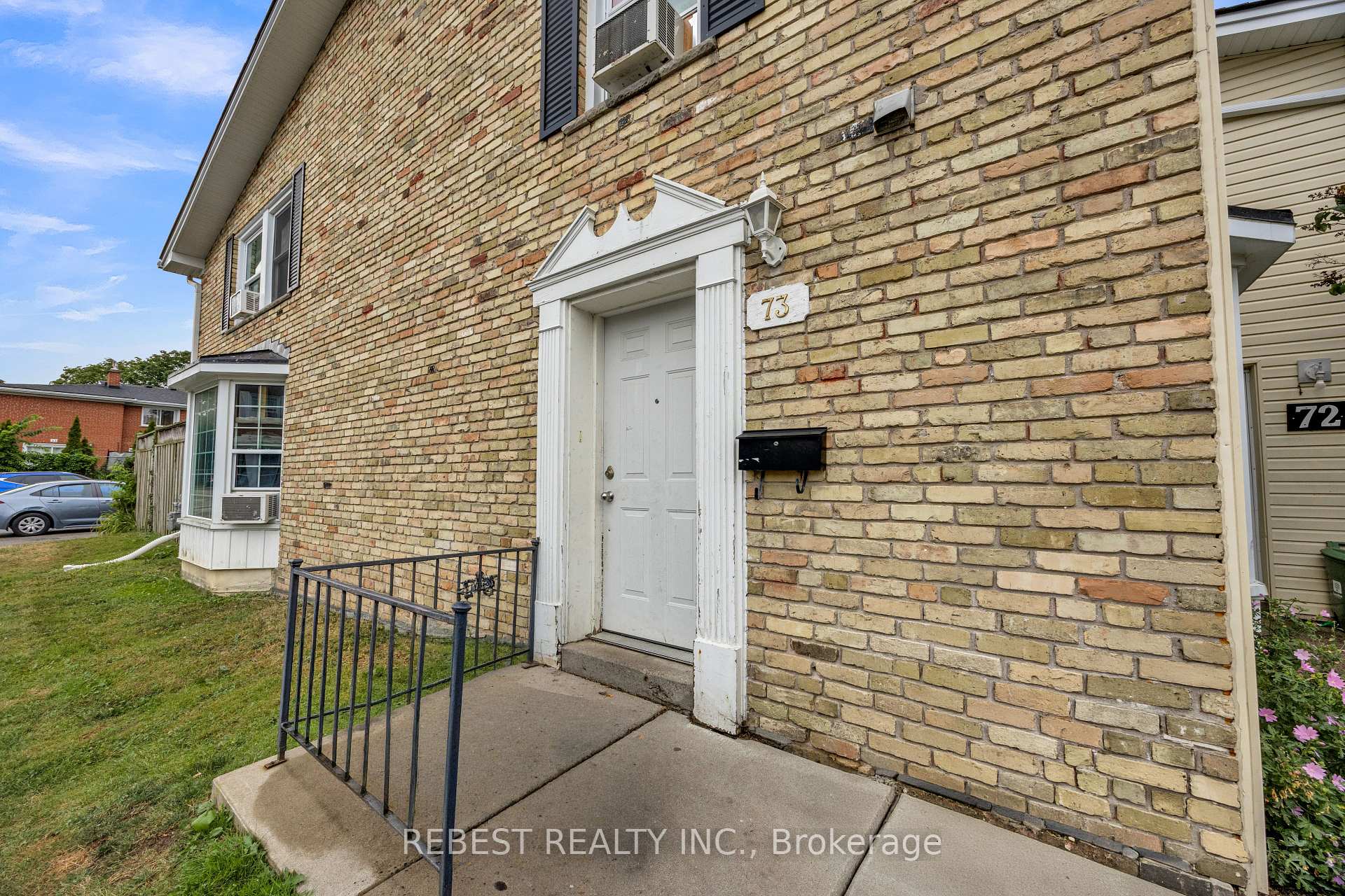 Photo 3 of Unit 1, 73 Arbour Glen Crescent, London, East A — HOMEH
