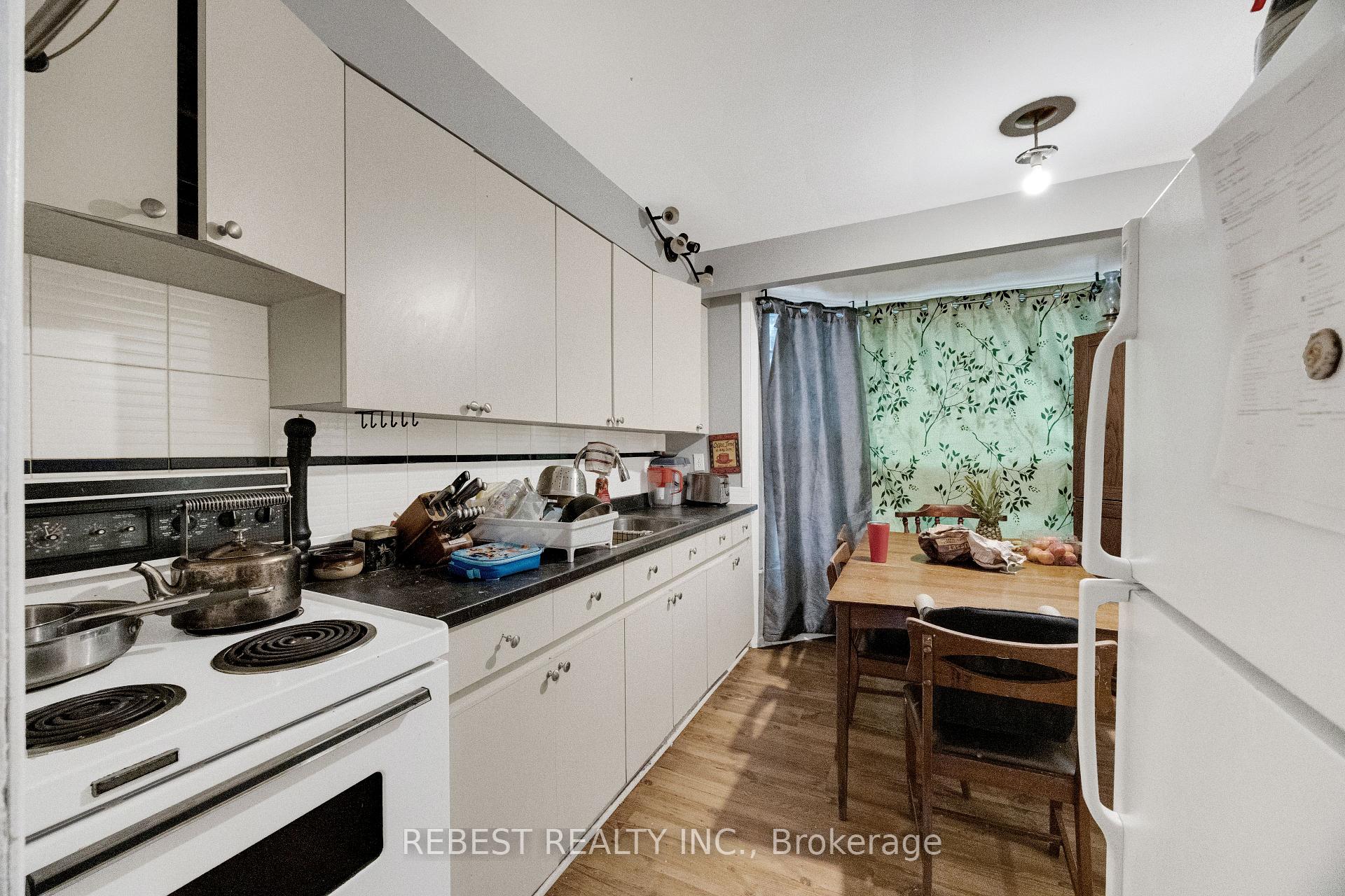 Photo 7 of Unit 1, 73 Arbour Glen Crescent, London, East A — HOMEH