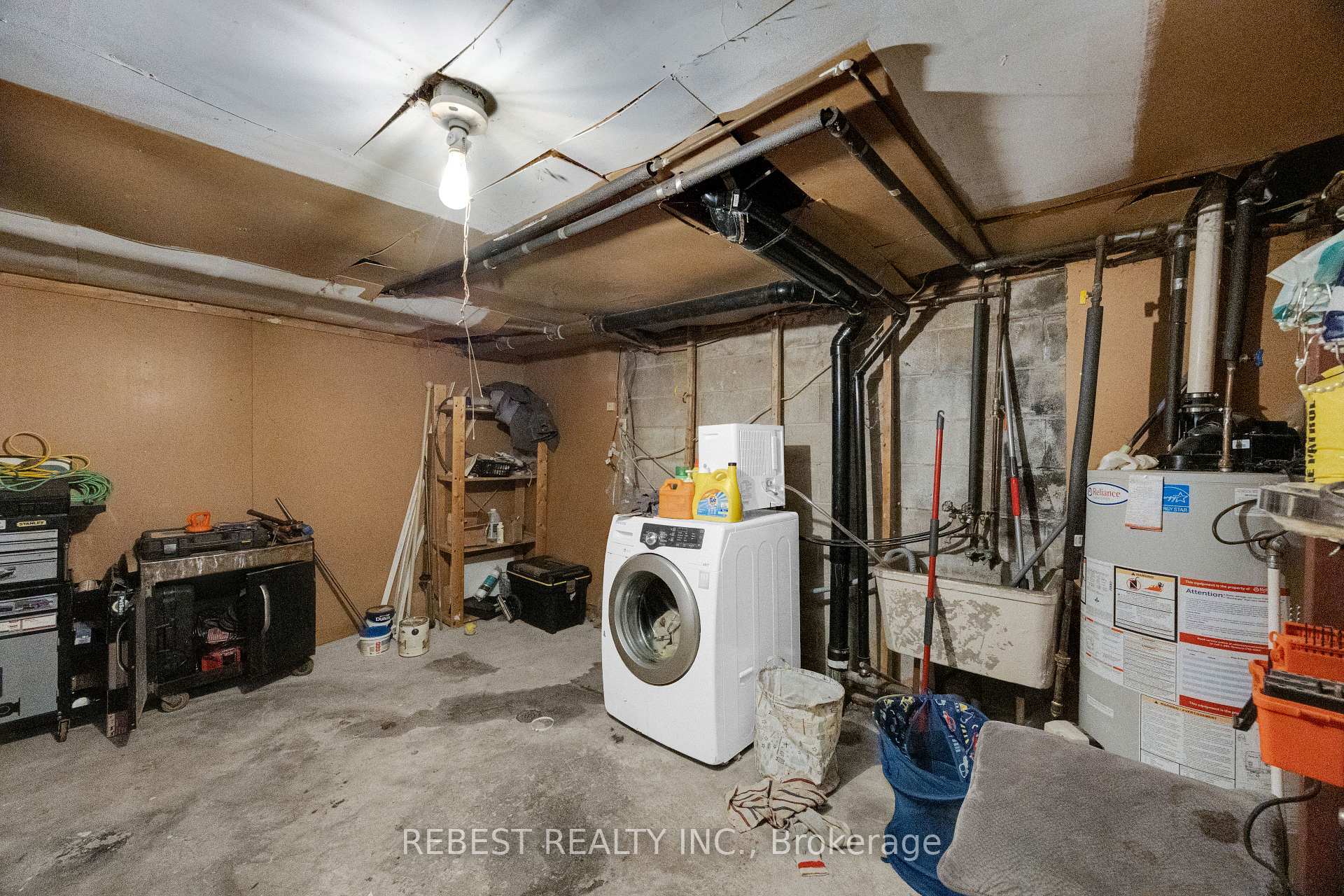 Photo 29 of Unit 1, 73 Arbour Glen Crescent, London, East A — HOMEH