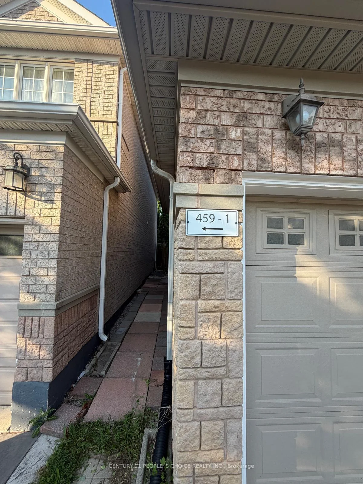 Photo 3 of Unit Bsmt, 459 Pettit Trail, Milton, Clarke — HOMEH