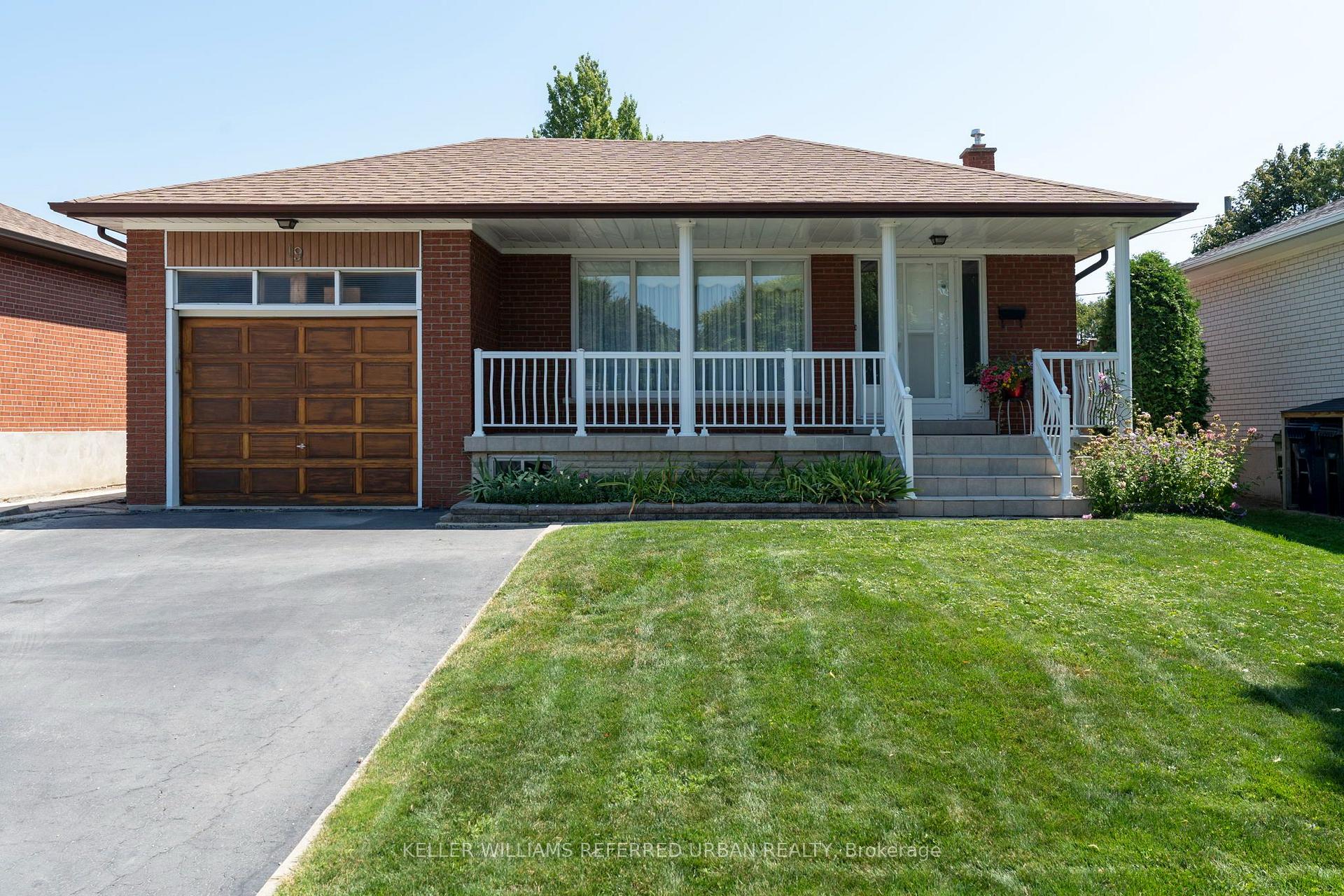 Photo 1 of 19 Groverdale Road, Etobicoke, Etobicoke West Mall — HOMEH