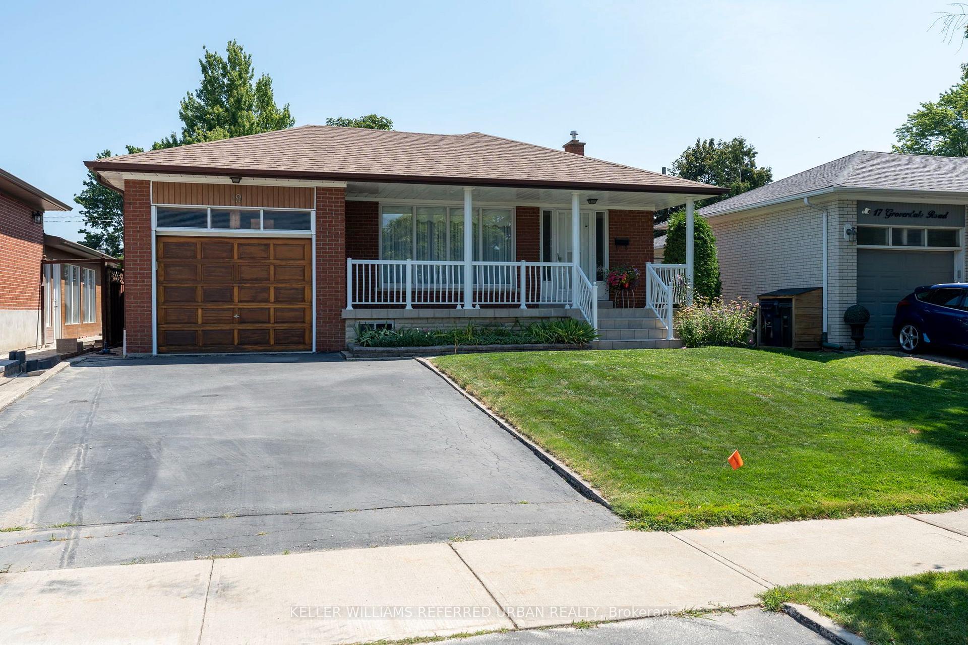 Photo 2 of 19 Groverdale Road, Etobicoke, Etobicoke West Mall — HOMEH