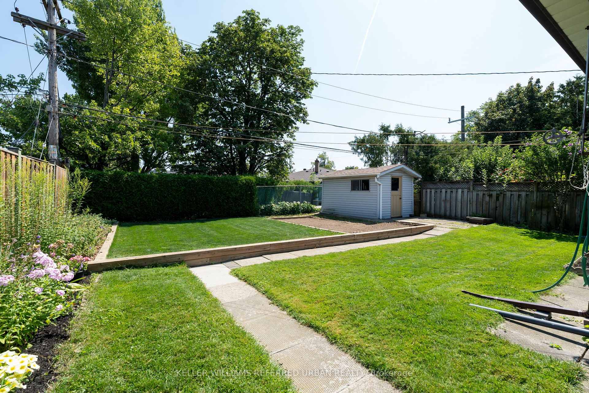 Photo 35 of 19 Groverdale Road, Etobicoke, Etobicoke West Mall — HOMEH